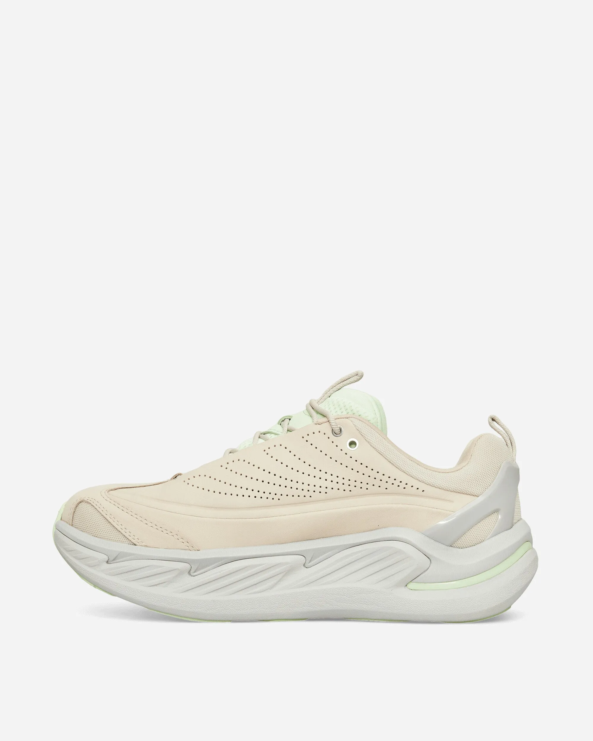 Stair Climb Neutral Colorway Elevon X Sneakers Oatmeal / Luna Moth
