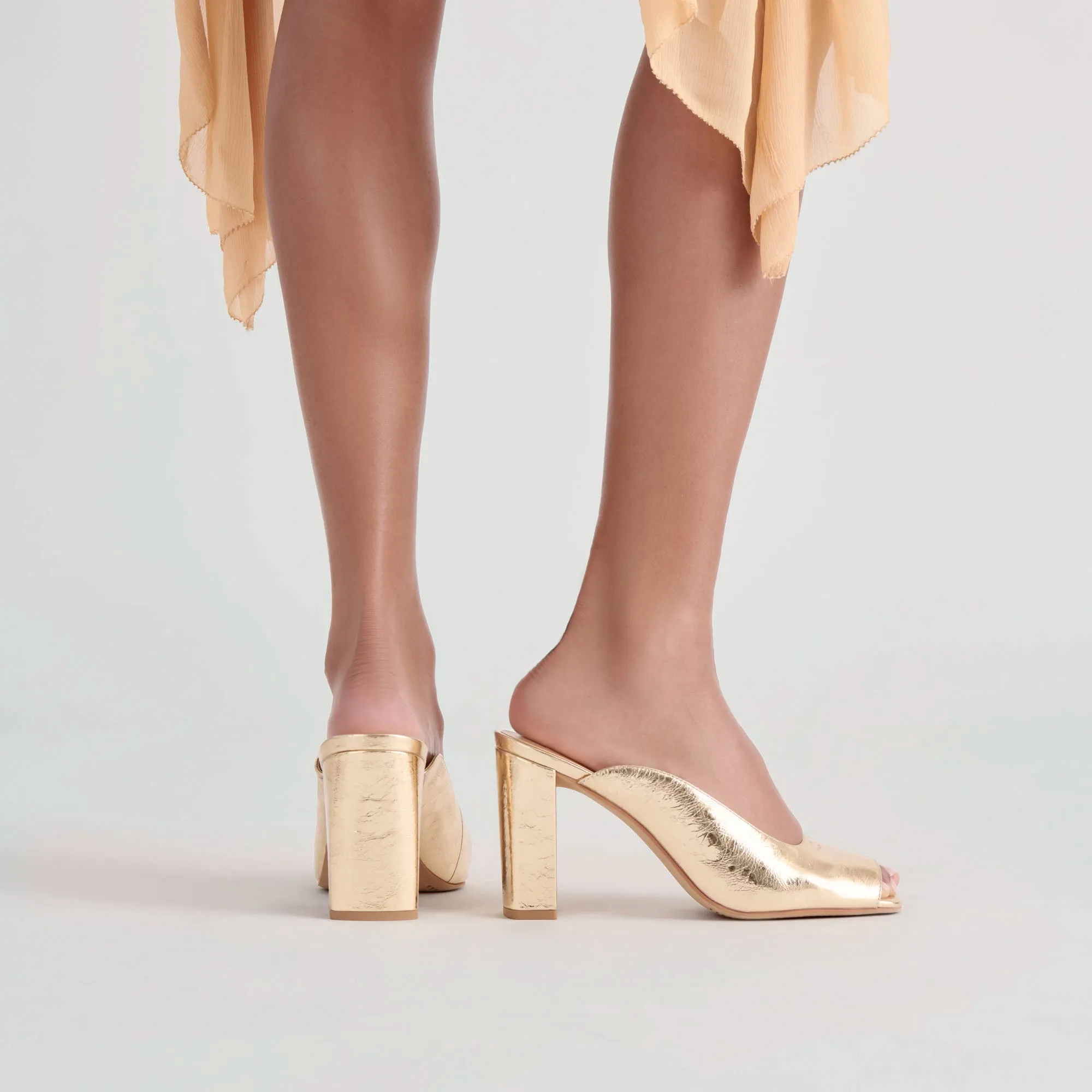SABELA HEELS GOLD DISTRESSED LEATHER Fashionable Booties
