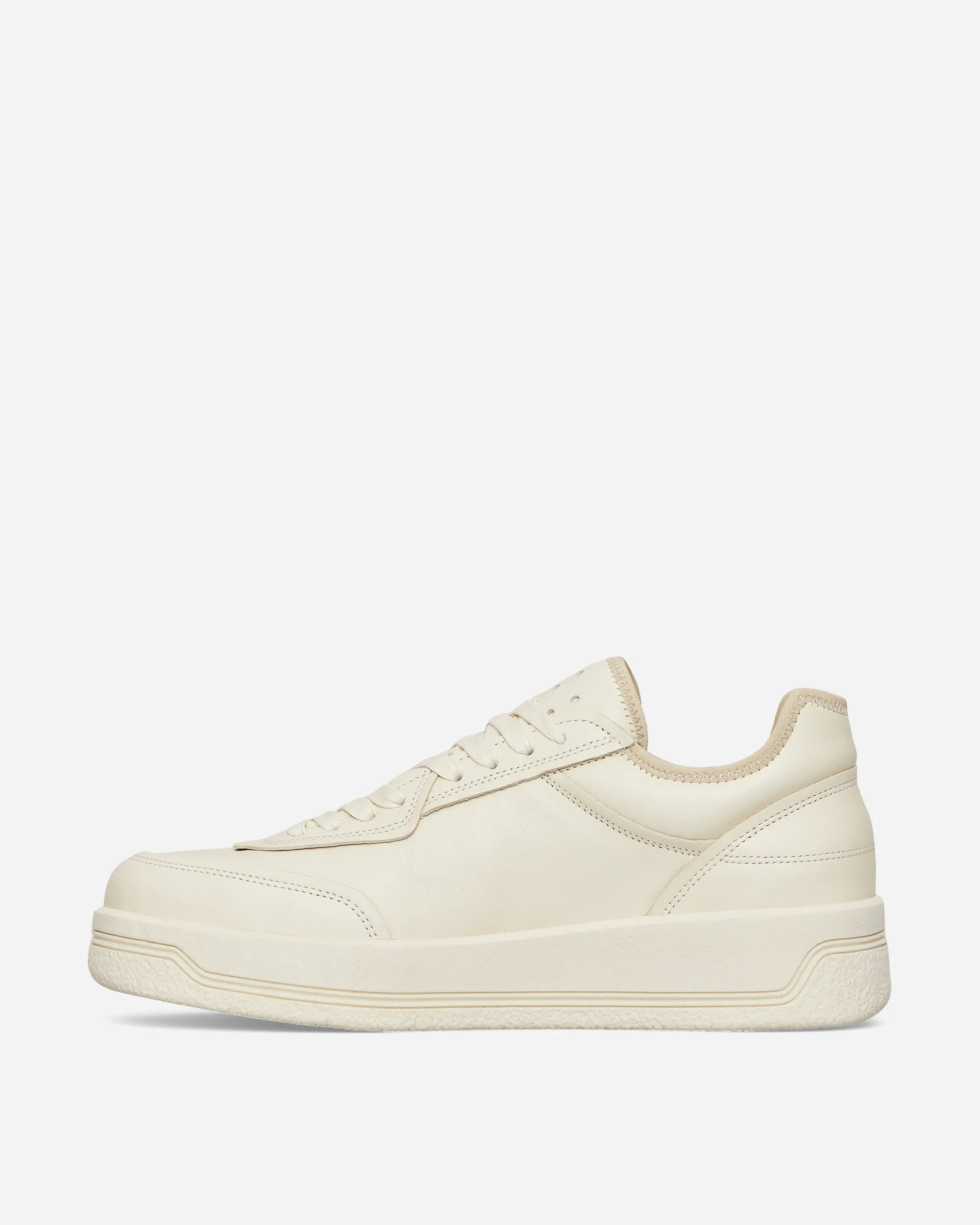 Streetwear Style Shore Jog Cosmo Sneakers White