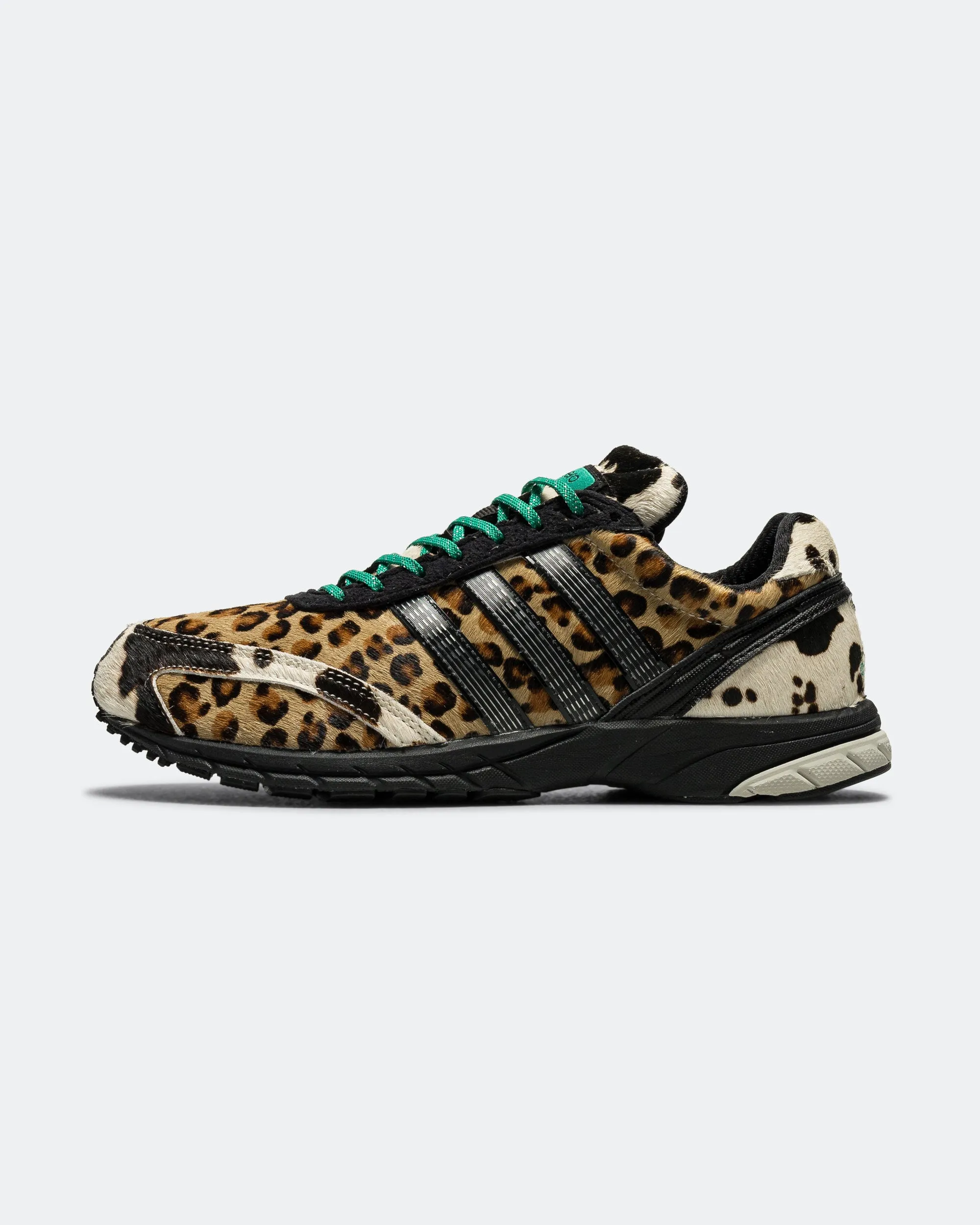 Womens Adizero Adios OG - Grey Two/Core Black-Court Green Unbeatable performance Multi-Sport Design