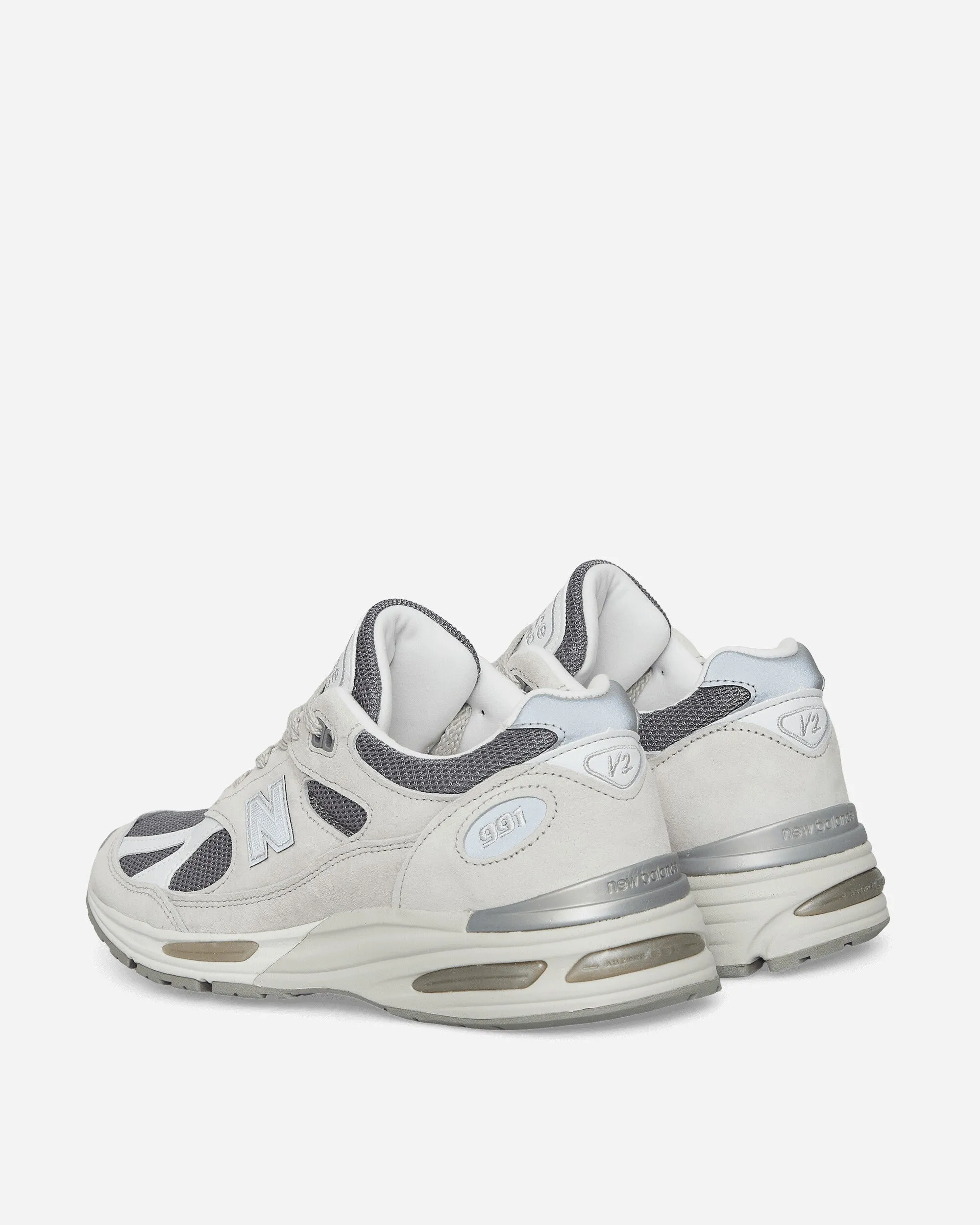 Made in UK 991v2 Sneakers Nimbus Cloud / Silver Ventilated Mesh