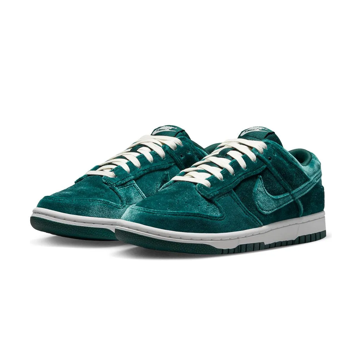 Wmns Dunk Low 'Atomic Teal' Chill Time