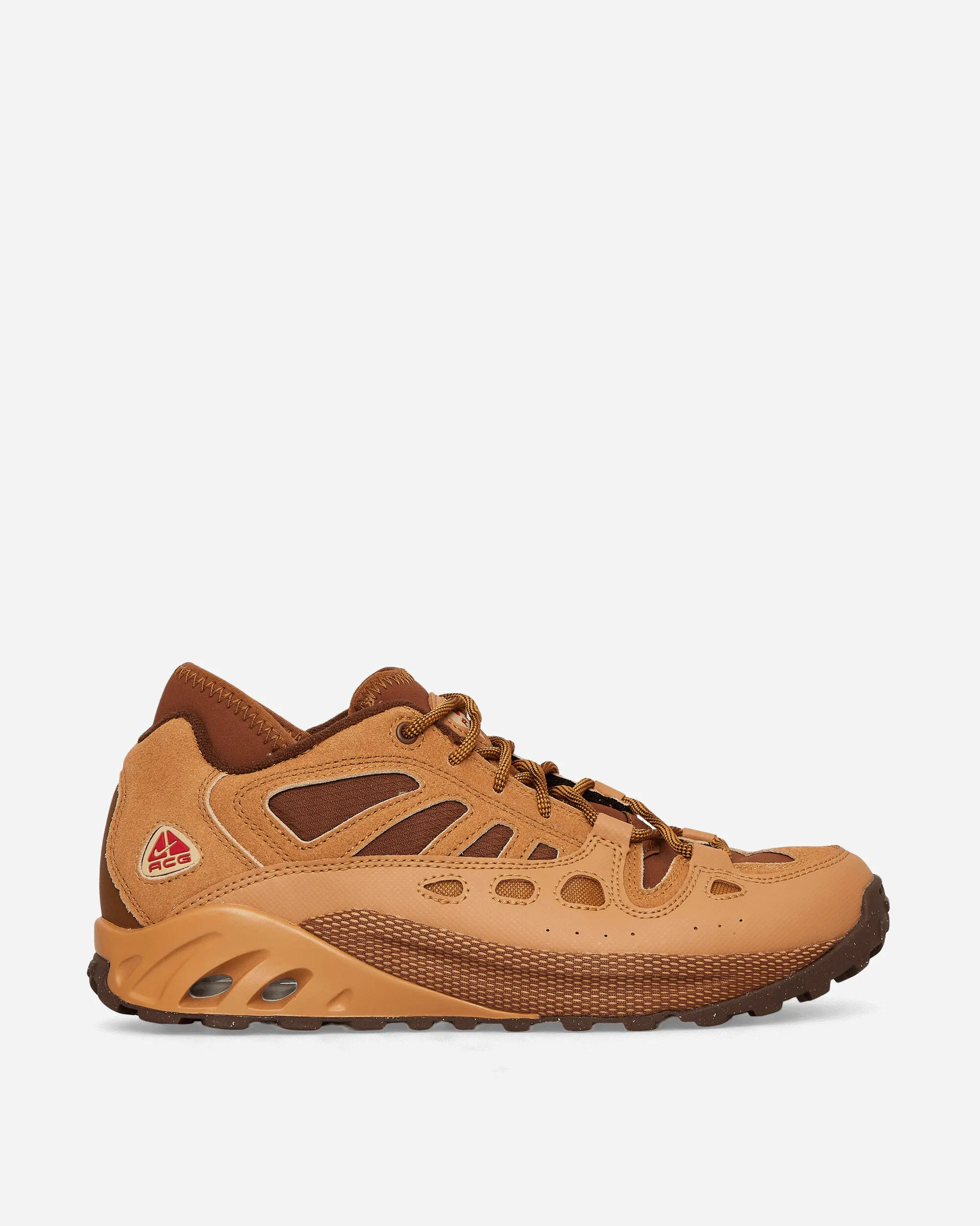 Weather resistant Go Anywhere ACG Air Exploraid Sneakers Flax
