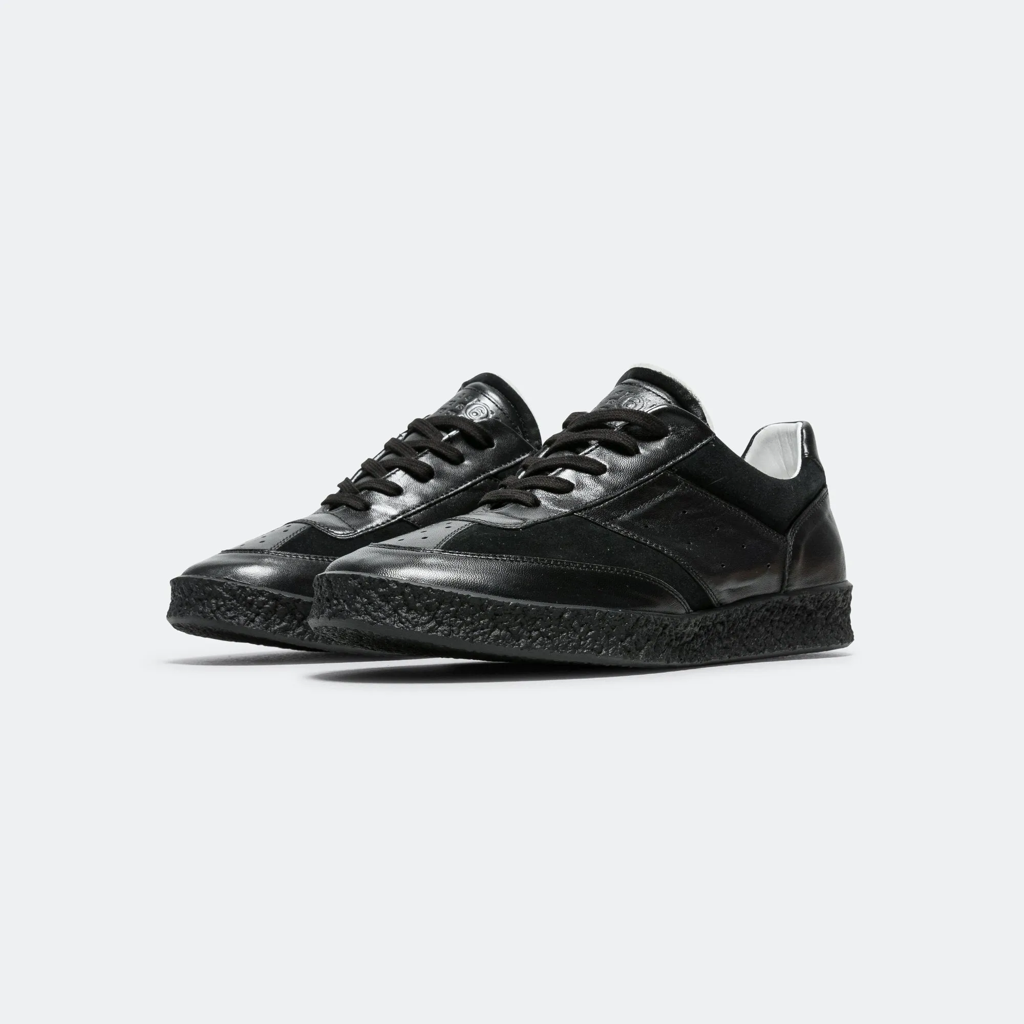 Court Sneakers - Black Leather Air Channels