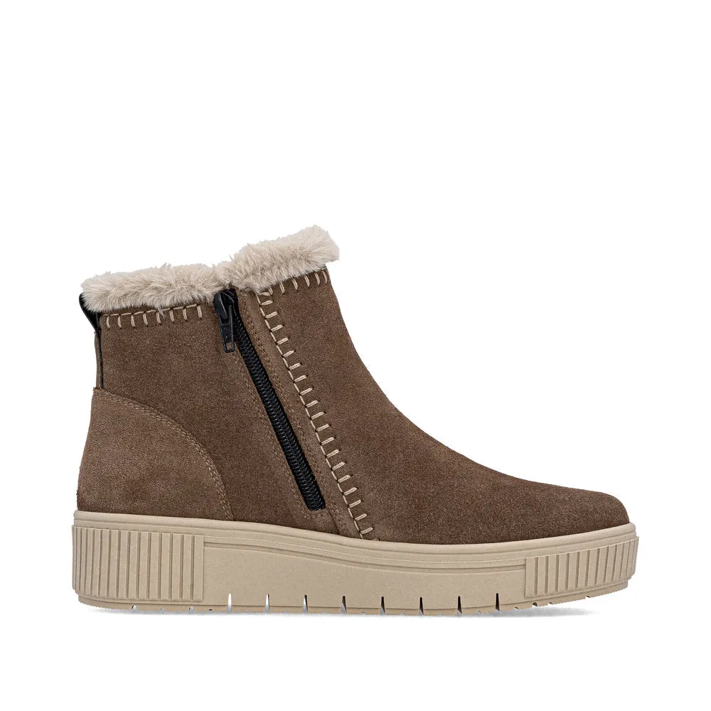 Comfortable fit Spring Jump D3B70