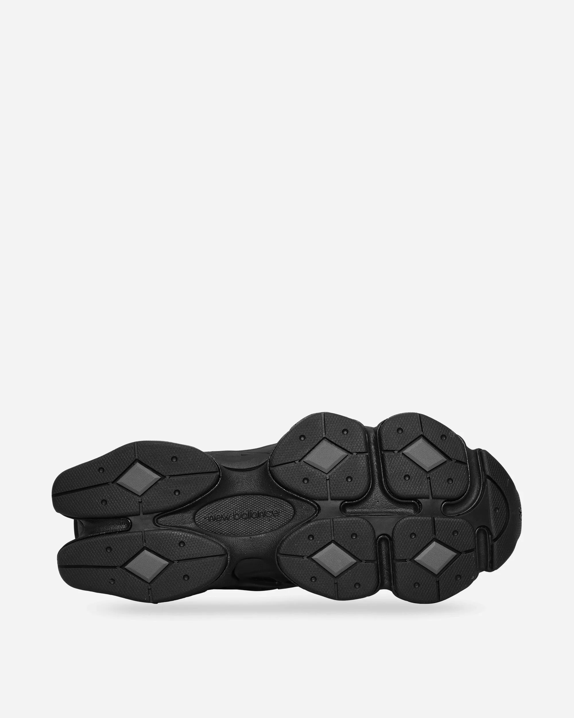 9060 Sneakers Triple Black Bend Step