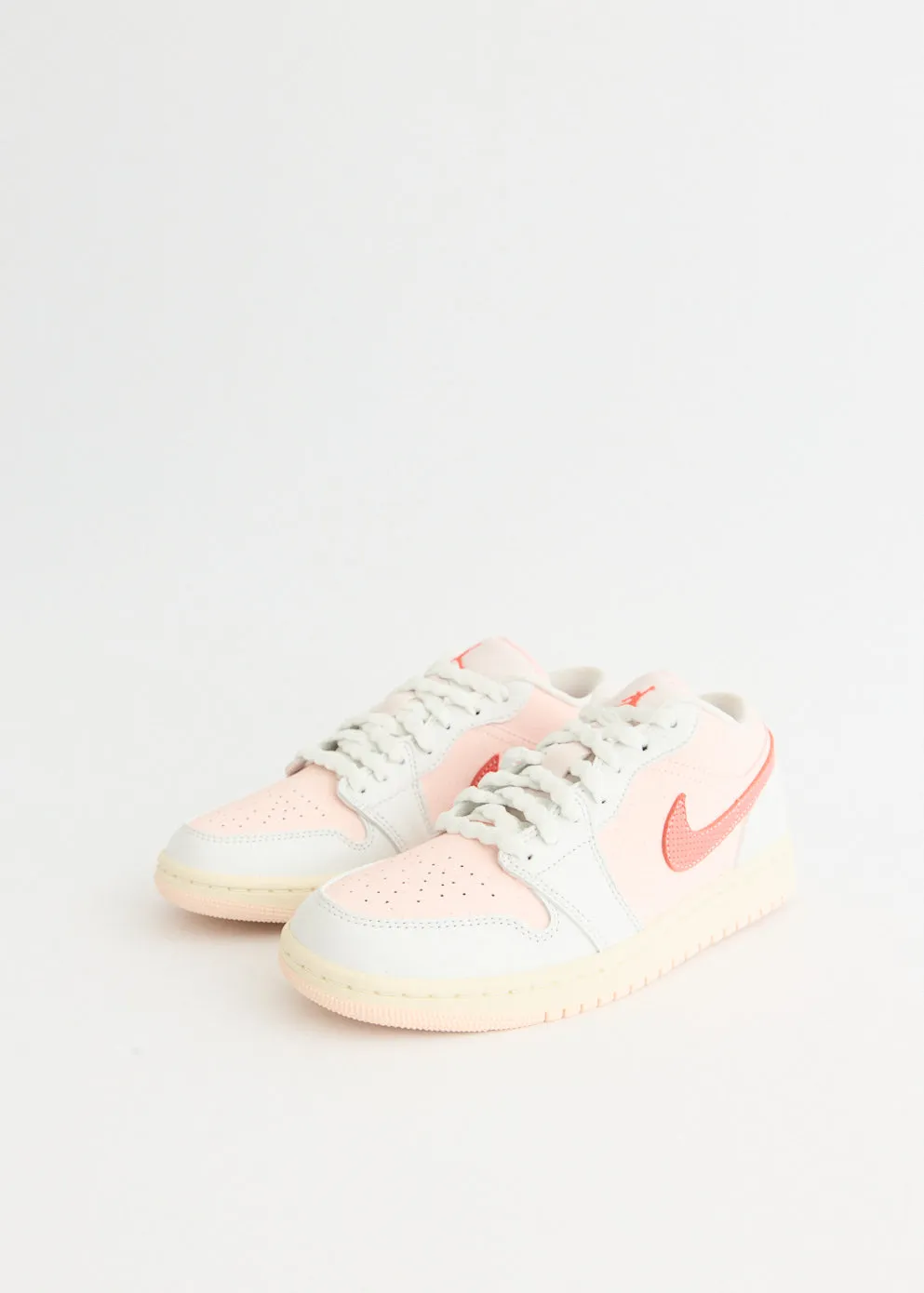 Women's Air Jordan 1 Low 'Strawberry Milkshake' Sneakers Chic Mood Pavement Ready