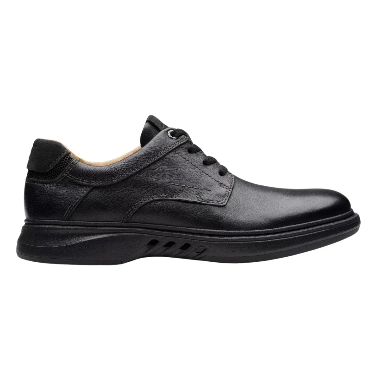 Clarks Men's Un Briley Pace Black Leather leisure time Crisp Design