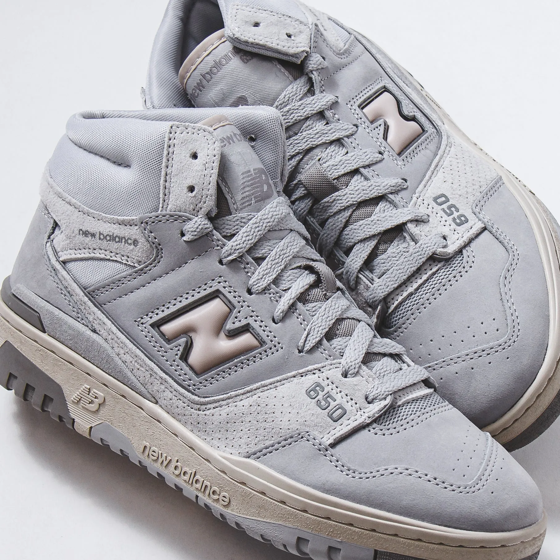 tapered - toe shoes Elastic New Balance Men 650 Light Aluminum BB650RGG