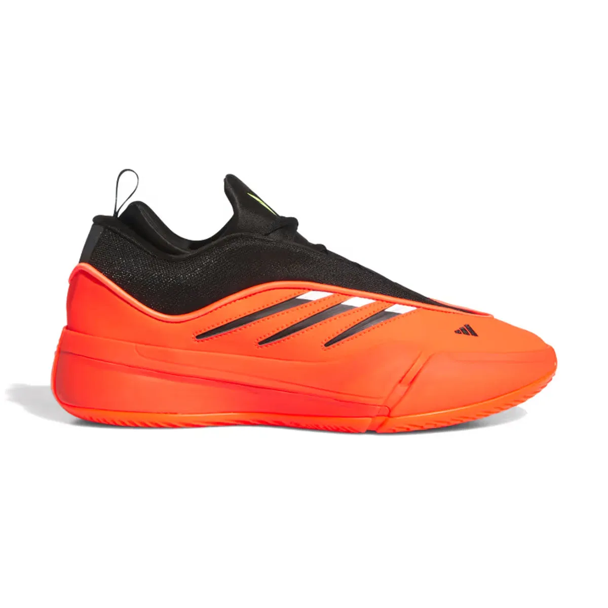 Dame 9 Low 'Black Solar Red' Dynamic Use