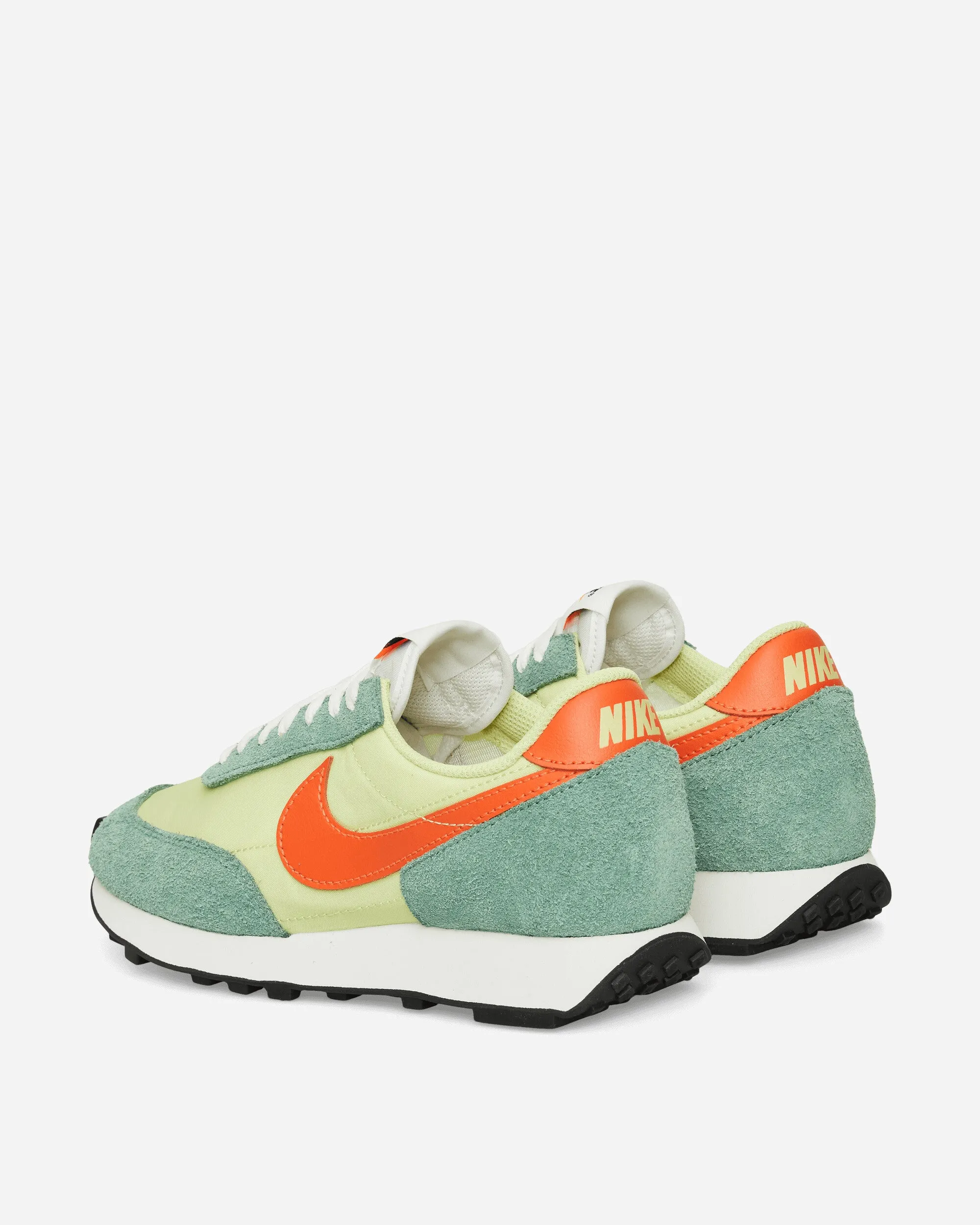 Easy Outfit Step Stability Daybreak Sneakers Limelight / Healing Jade