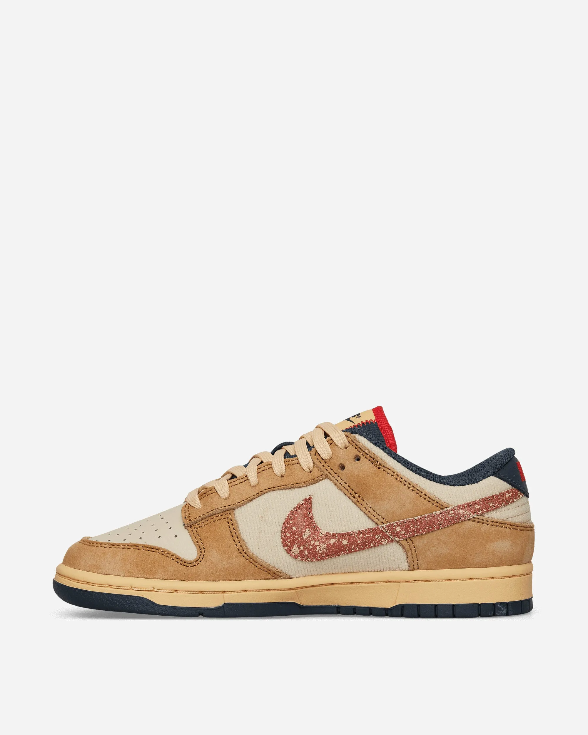 Movie Night Sport Move Dunk Low Sneakers Sand Drift / Wheat