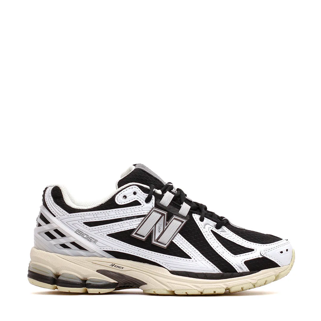 running in famous tracks shoes New Balance Unisex 1906R White Black Metallic U1906RCI