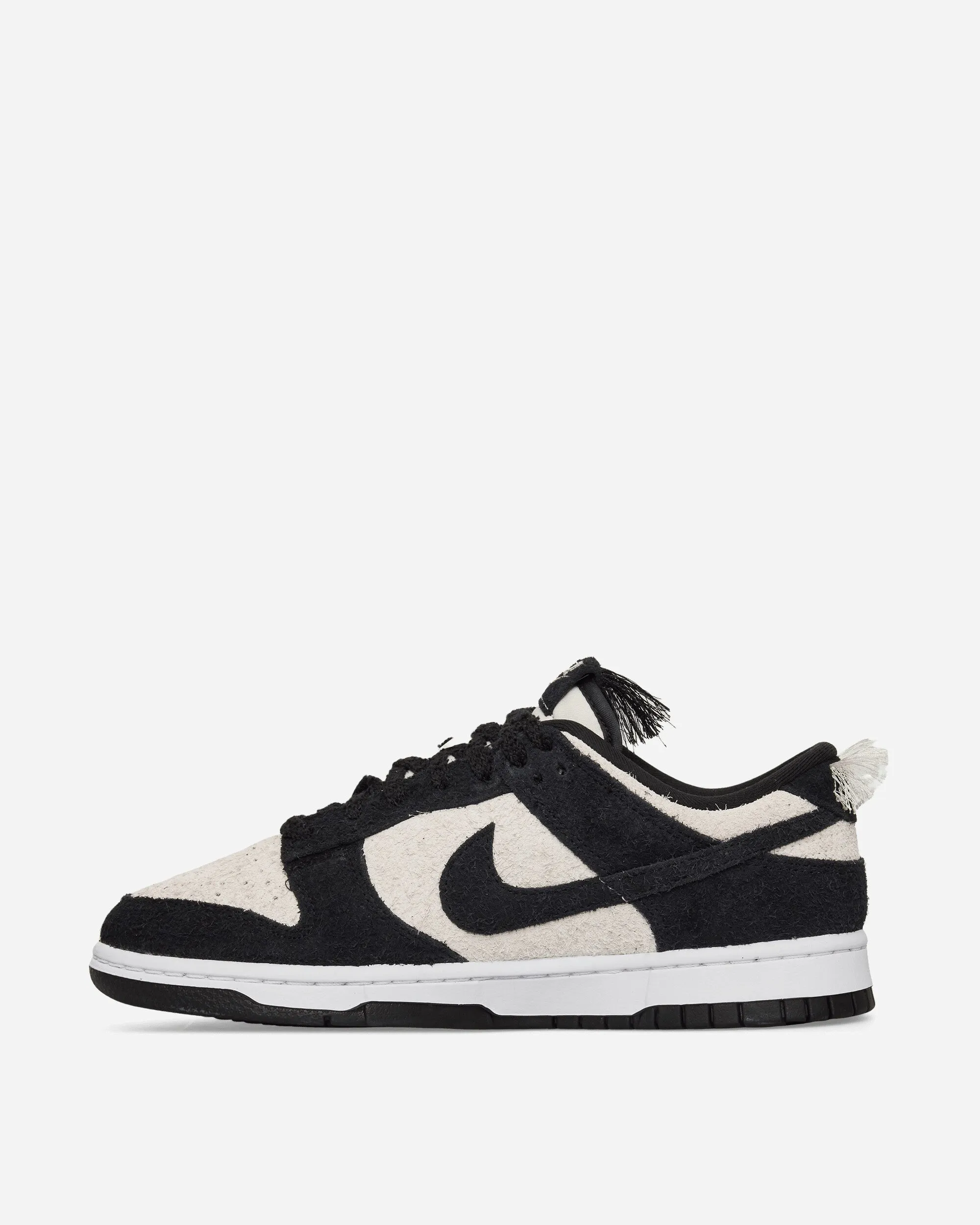 Dunk Low Retro SE Sneakers White / Black Ventilated