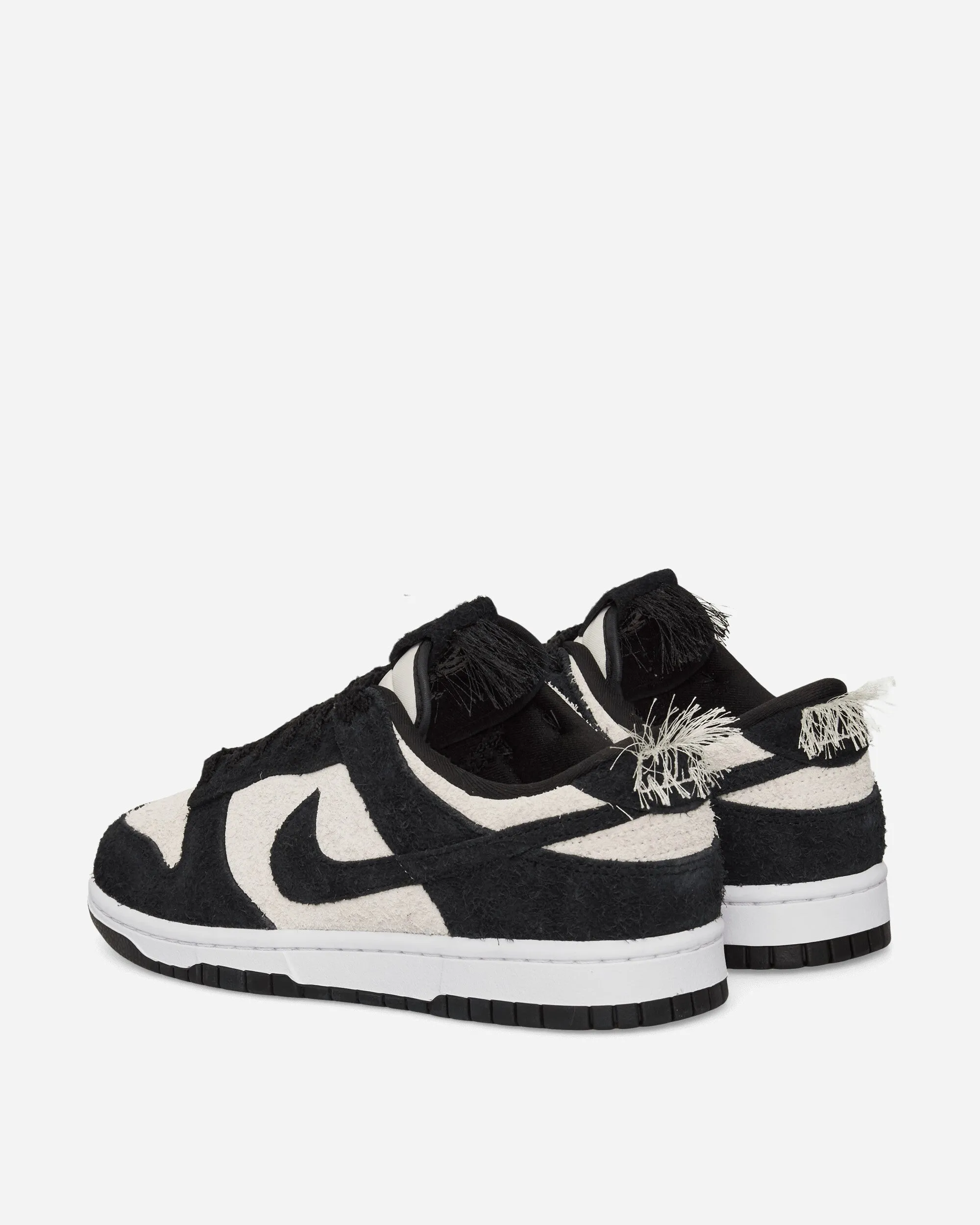 Dunk Low Retro SE Sneakers White / Black Textured Pattern Natural Movement