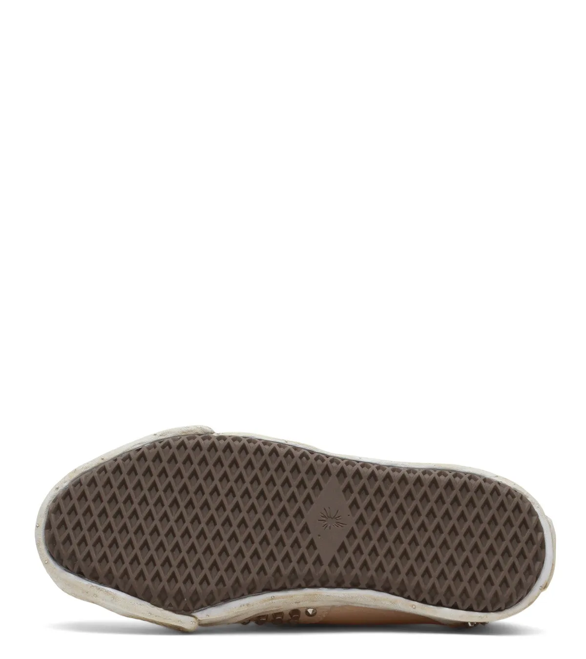 Mihara Yasuhiro Baker Studded Low White Sculpted cushioning