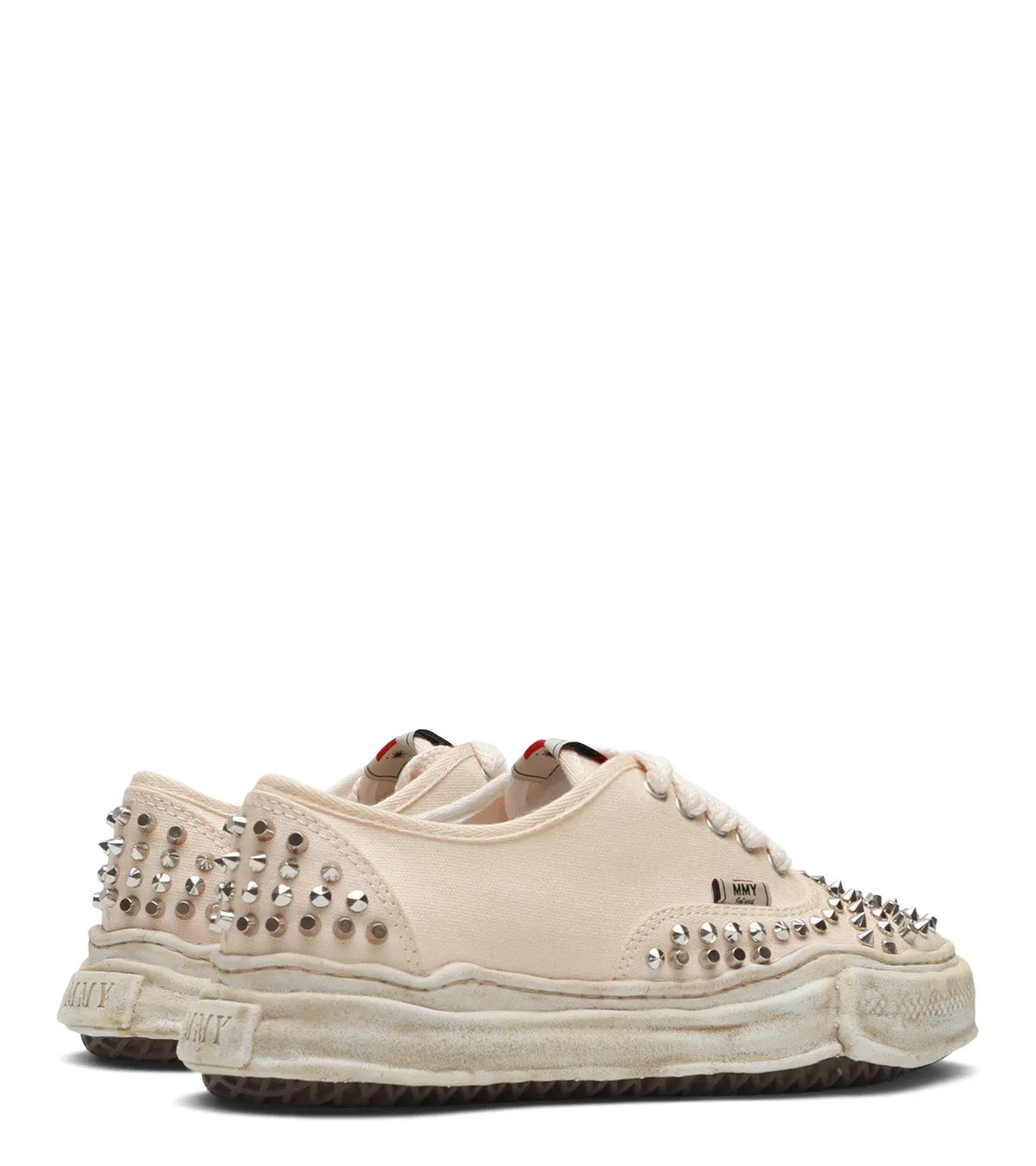 Trend-setting arch Mihara Yasuhiro Baker Studded Low White