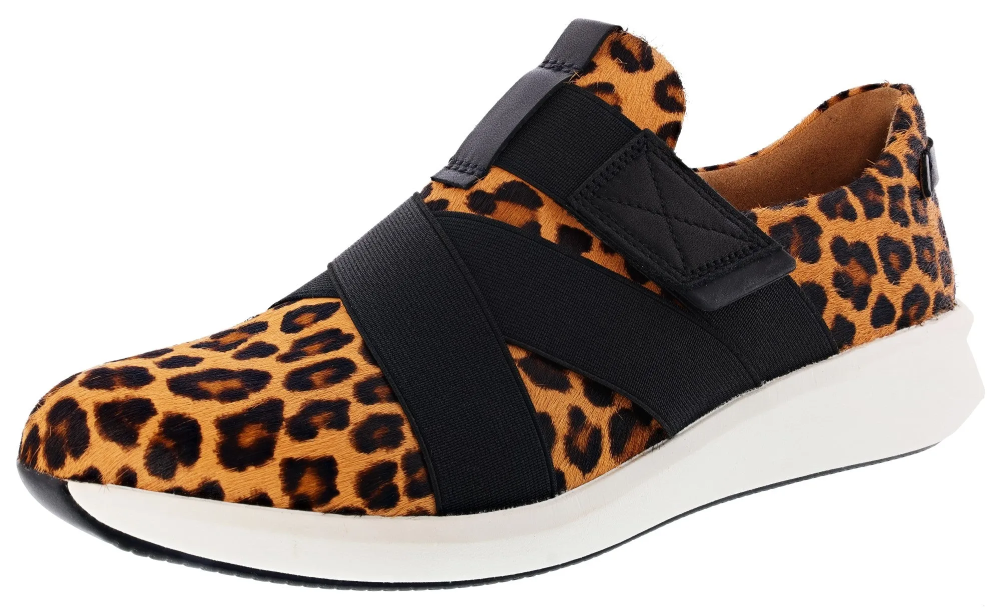 play time Clarks Women's Un Rio Strap Hook & Loop Slip On  Sneakers with Arch Support