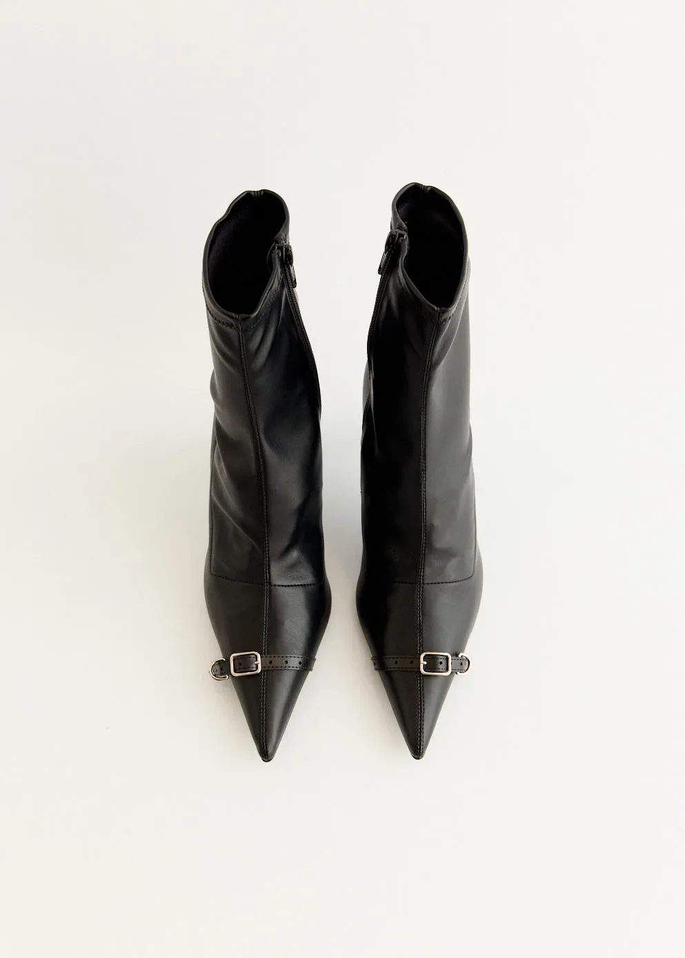 Modern Look Show Time buckle Patti Boots