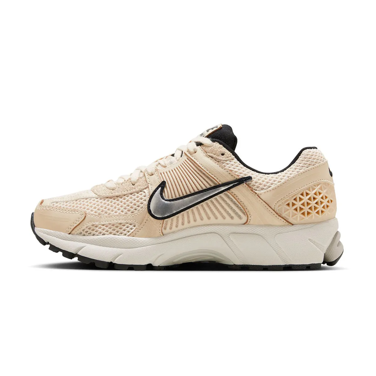 Herd Path Wmns Zoom Vomero 5 'Pearl White'