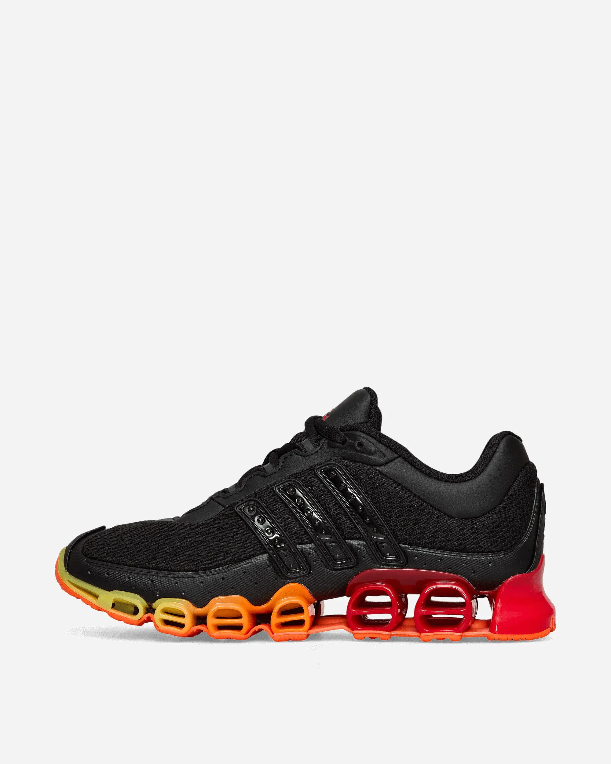 Outdoor Walk Slick Step Megaride Sneakers Core Black / Better Scarlet