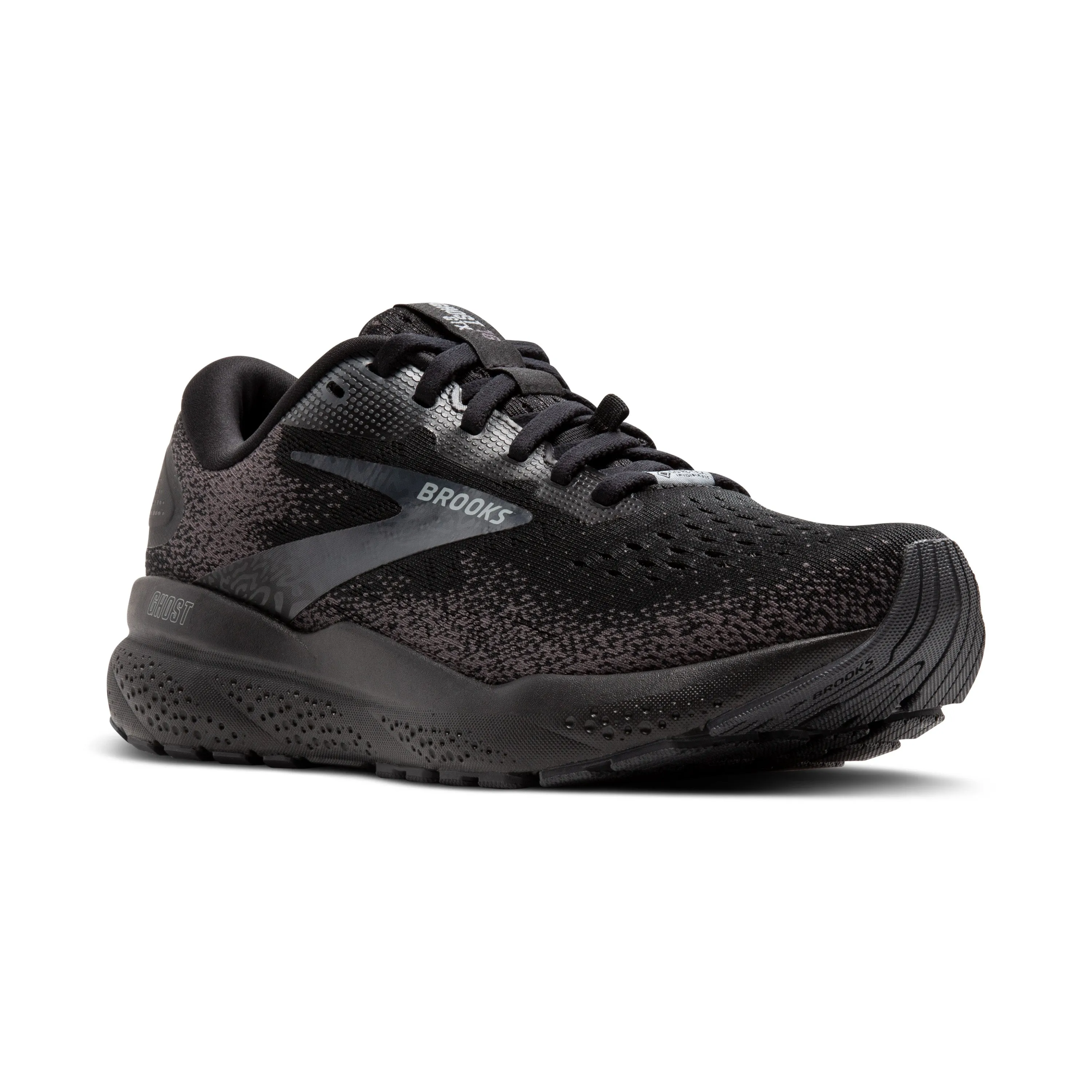 BROOKS GHOST V16 GTX WOMEN'S running on gravel shoes