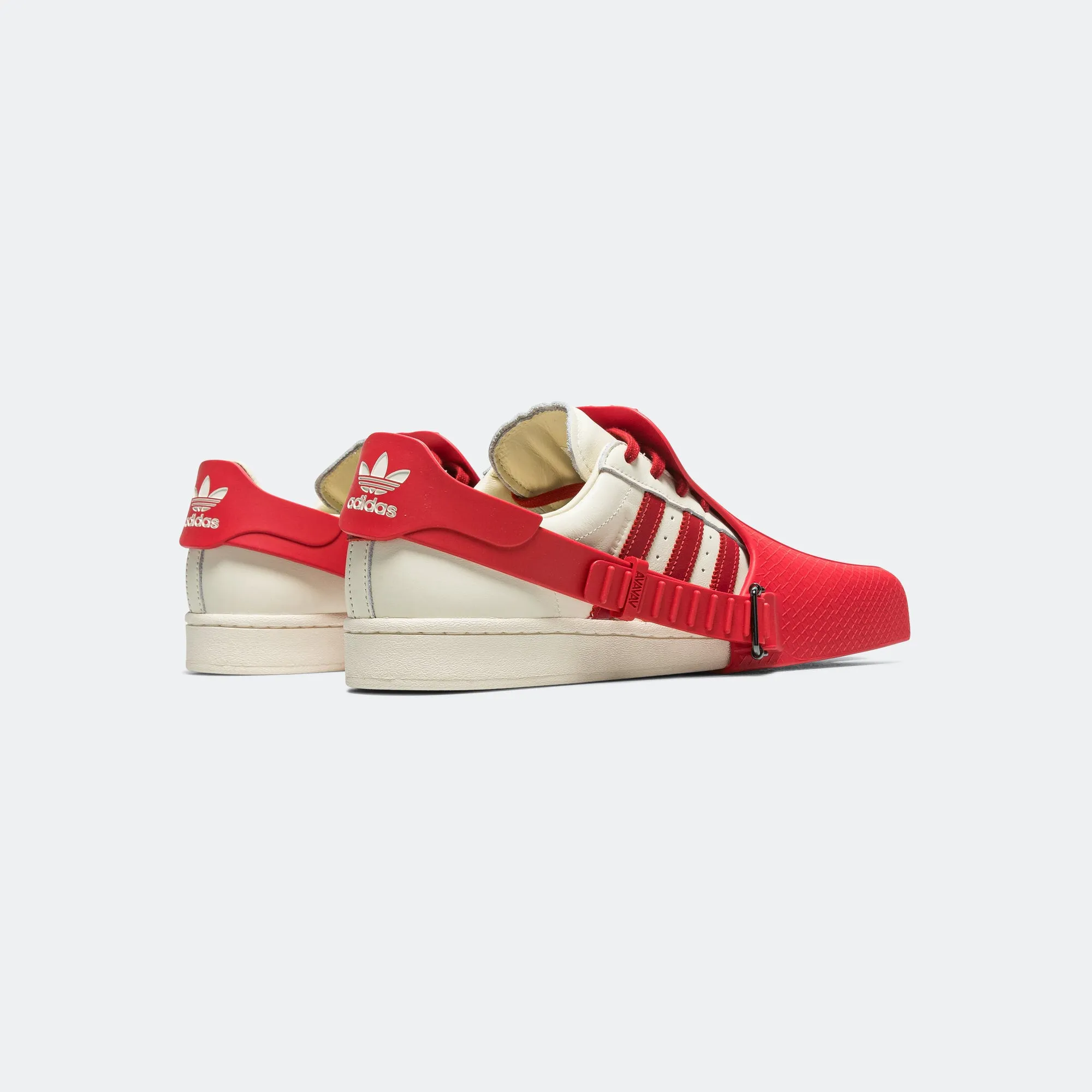 Womens Superfinger Superstar - Better Scarlet/Crew White Breathable Airflow Design Midfoot Stability