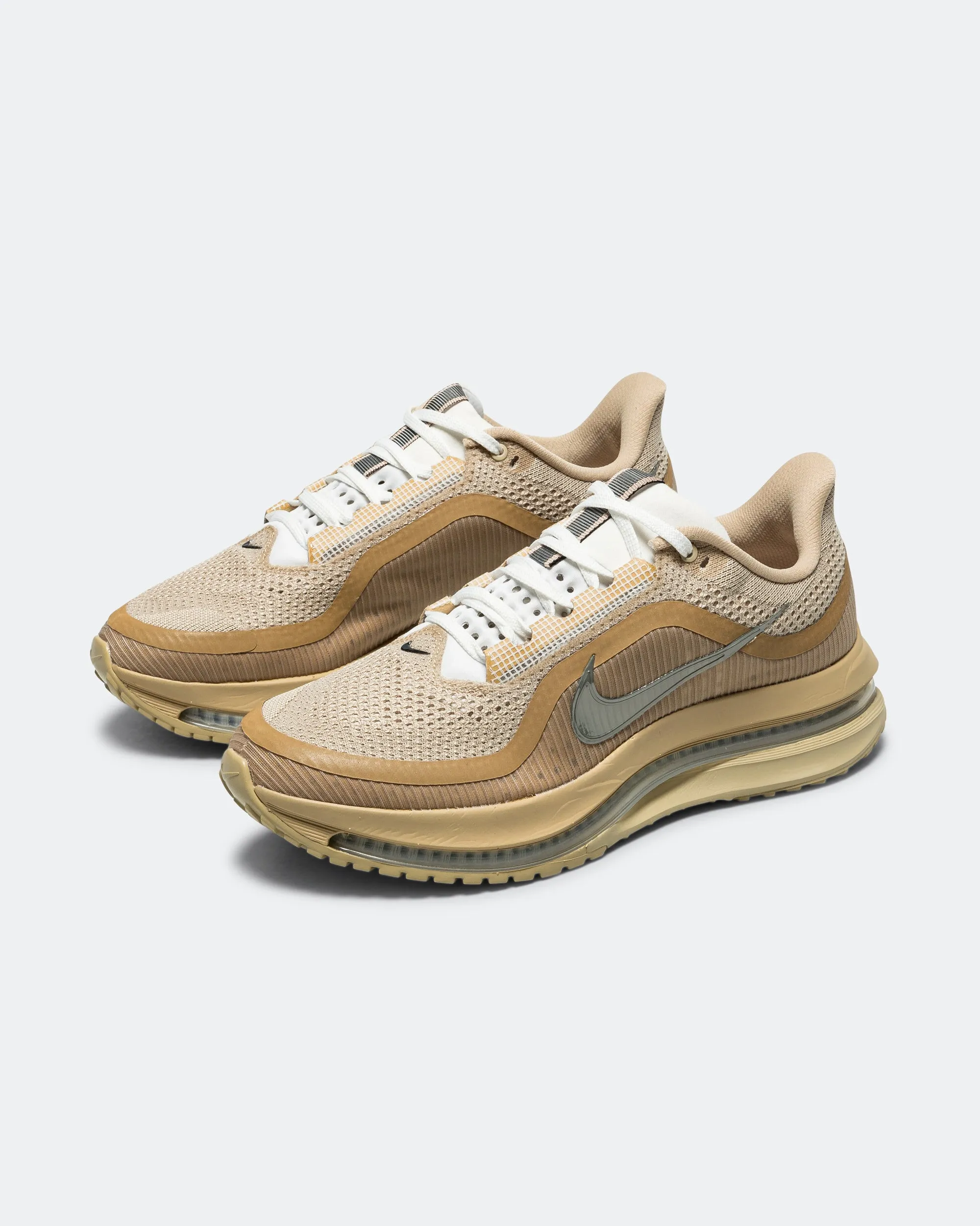 Pegasus Premium SP - Mushroom/Metallic Silver-White Foldable Design Stitchless Construction