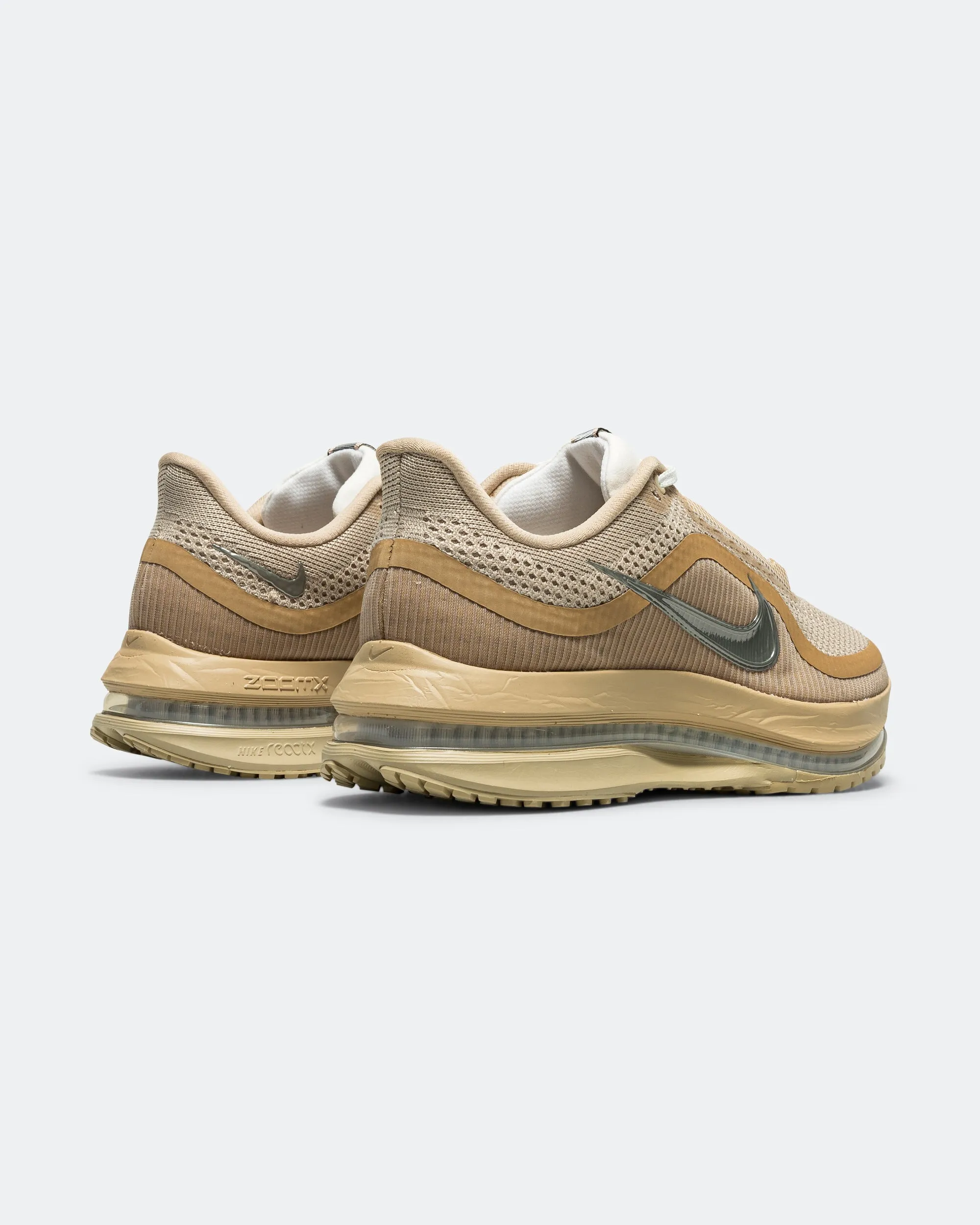 Pegasus Premium SP - Mushroom/Metallic Silver-White Resilient Sole