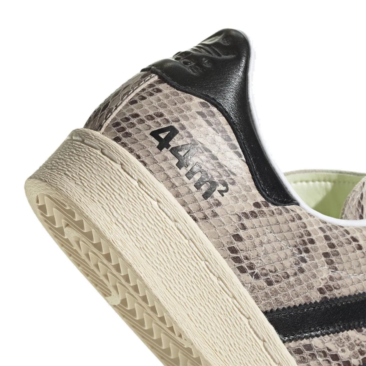   Face Studio Superstar 82 'Bliss' Scandi Clean Dry Feet