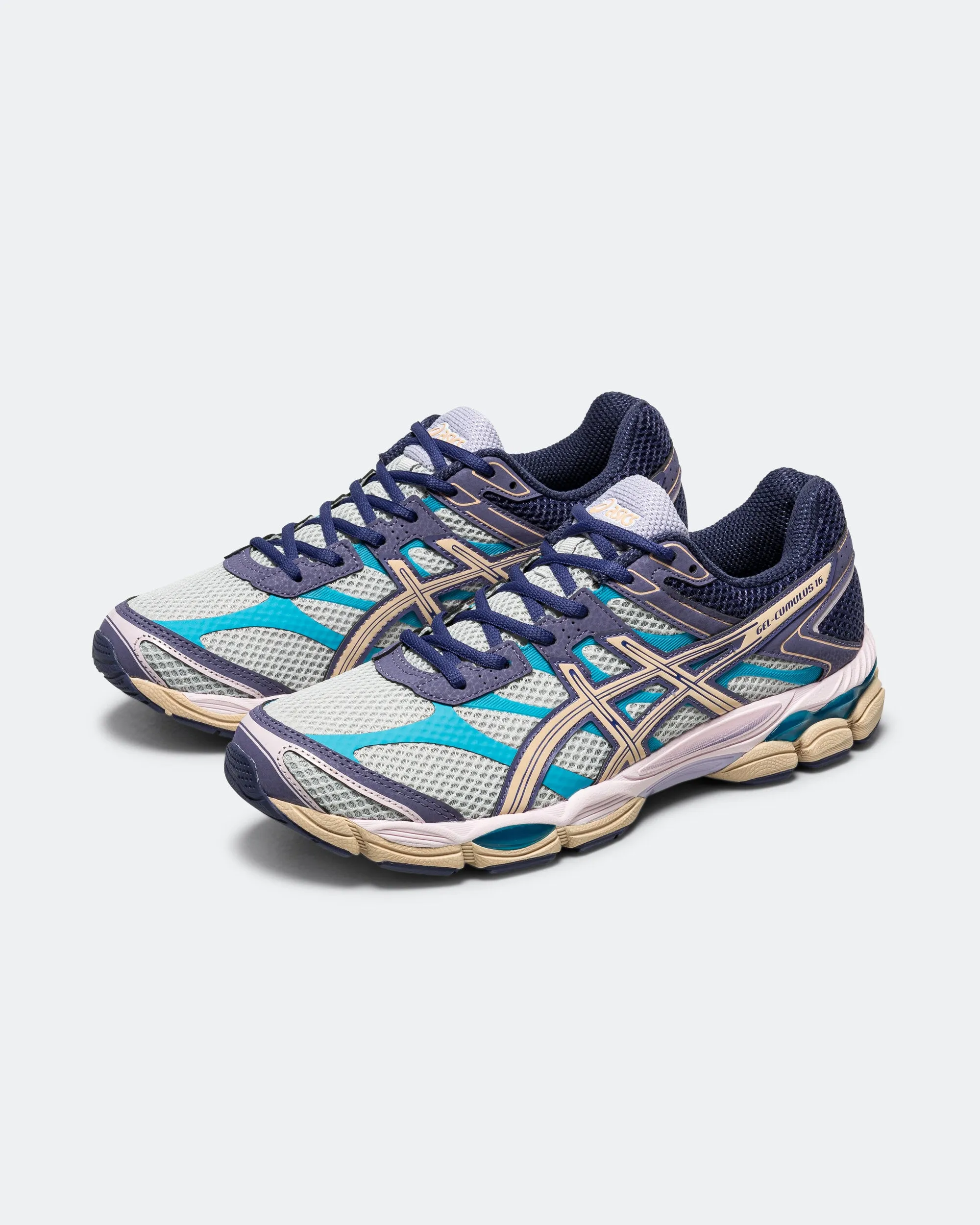 GEL-Cumulus 16 - Cloud Grey/Bisque Maximum arch Foot Contouring