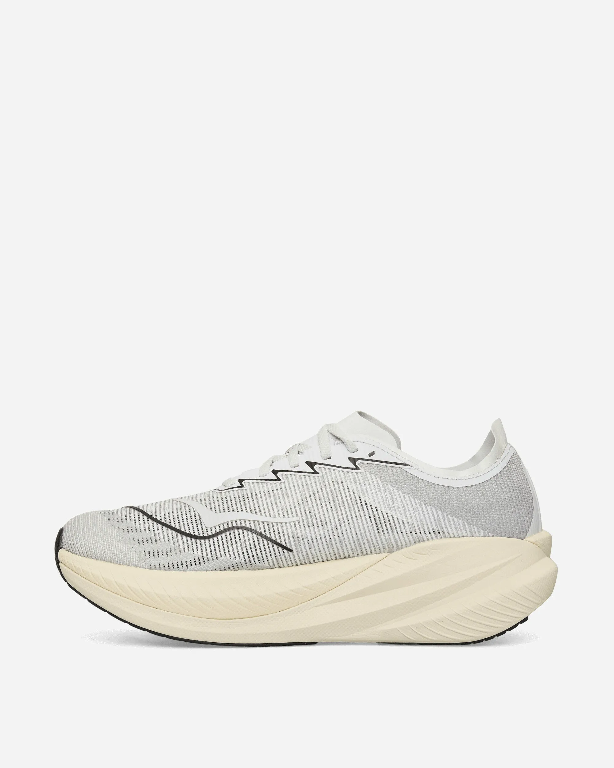 Mach X 2 Sneakers White / Cosmic Grey Go Daily Ventilated Mesh