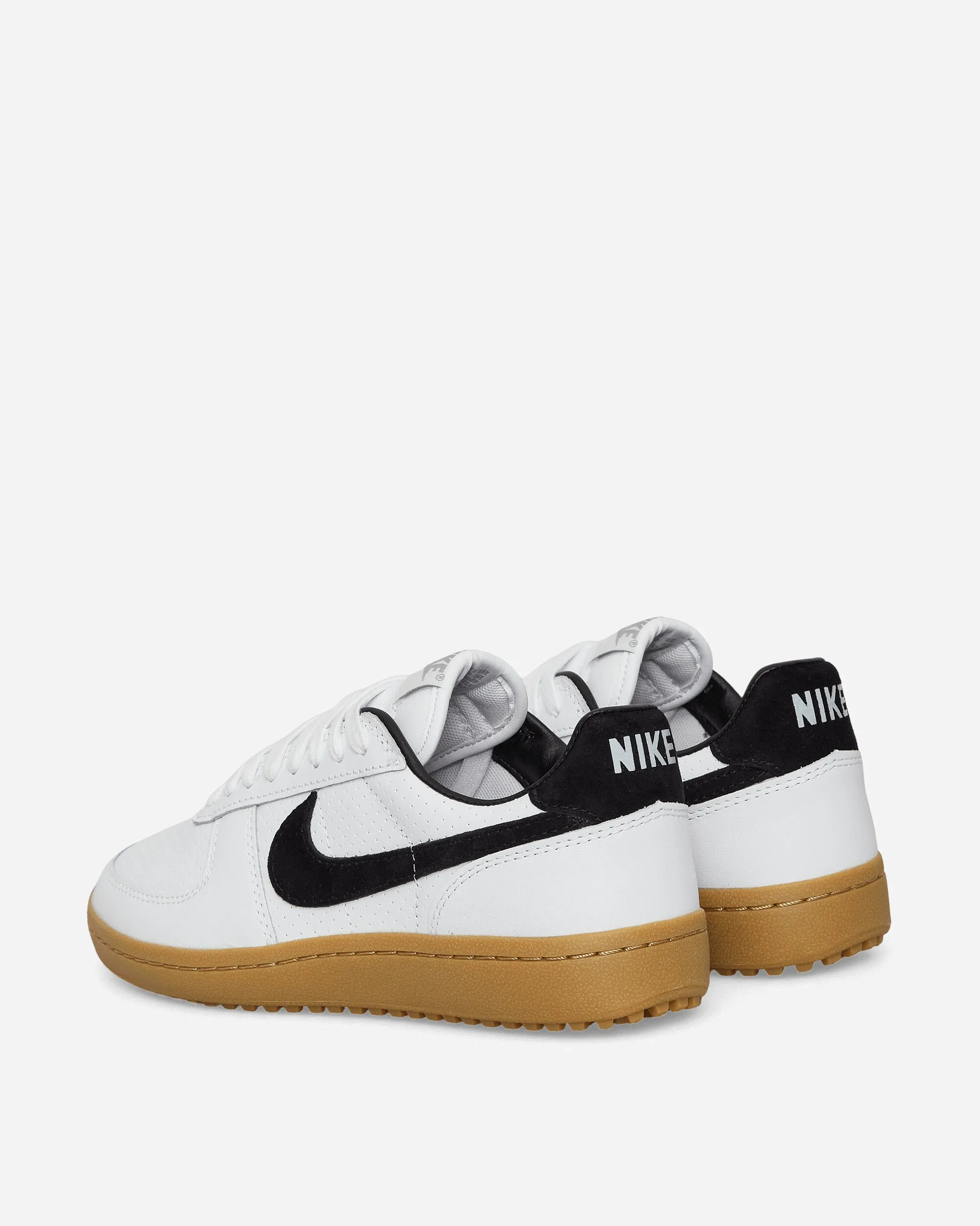 Soft Interior Cloud Step Field General '82 SP Sneakers White / Black