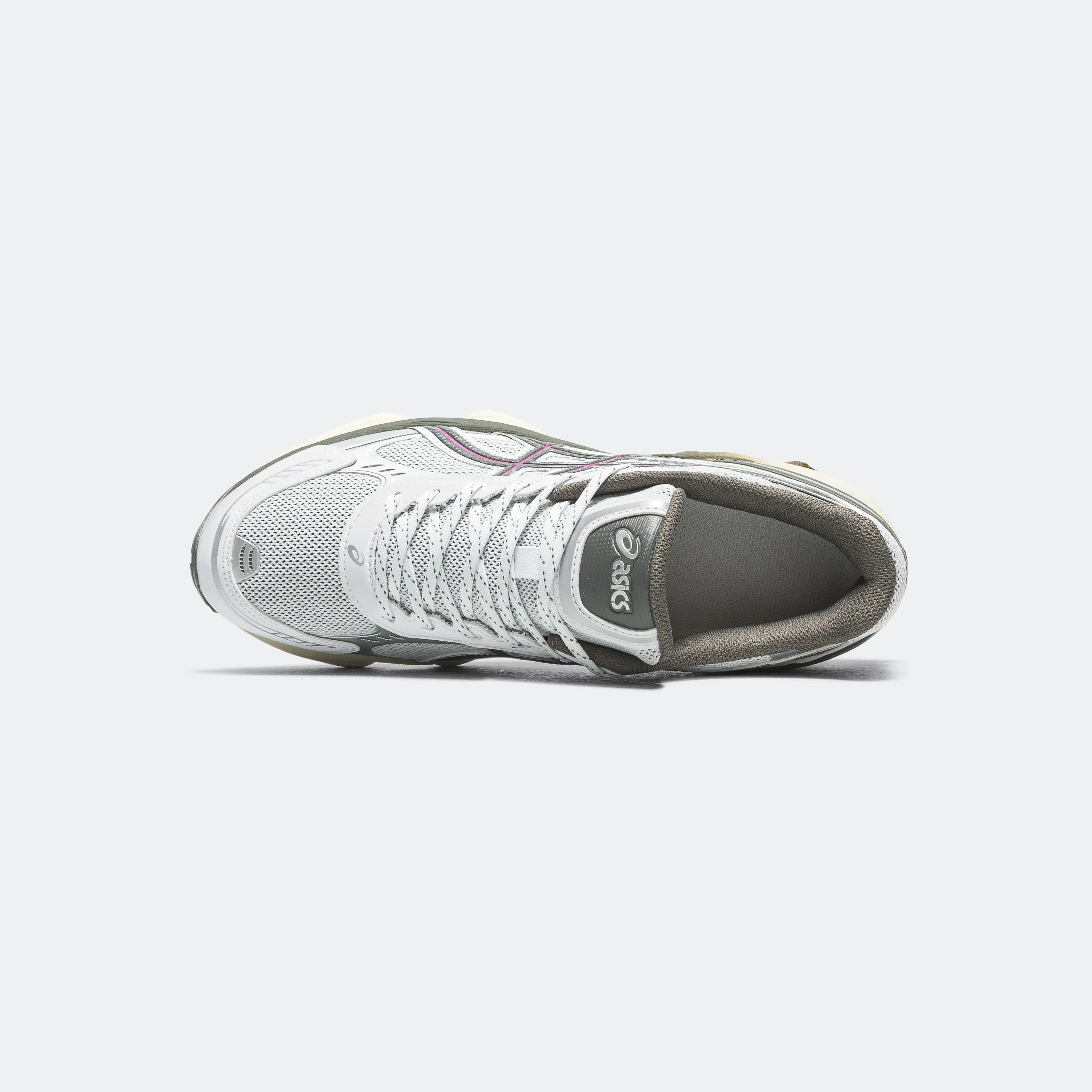GEL-Kinetic Fluent - White/Truffle Grey Relaxed Look Sneaker Accessories