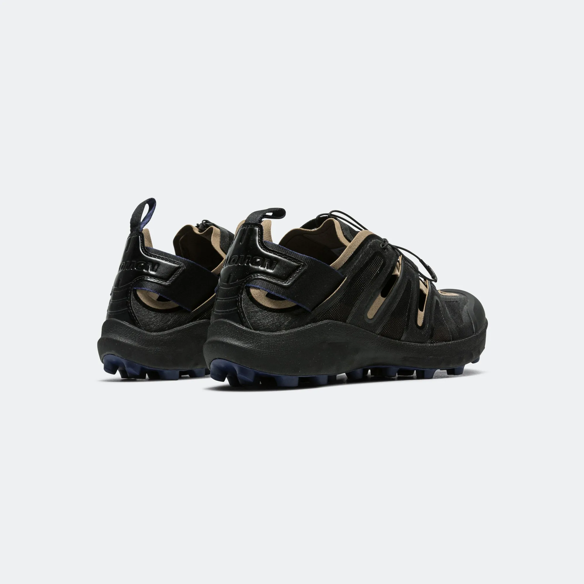 Udara Advanced - Black/Fallen Rock-Astral Aura Memory Foam Collar Low   Top Style