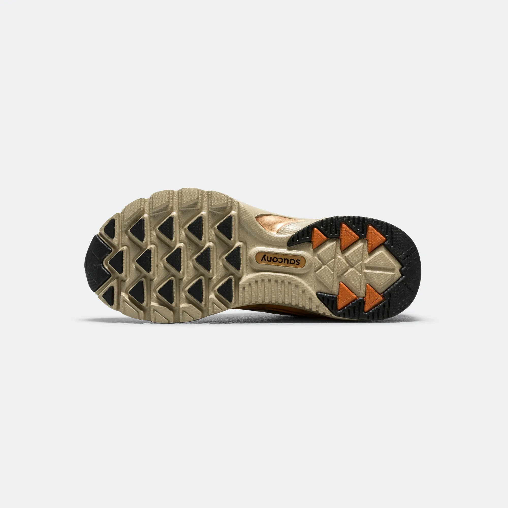 KINVARA 1 SILO Adobe/Flint Gym Approved