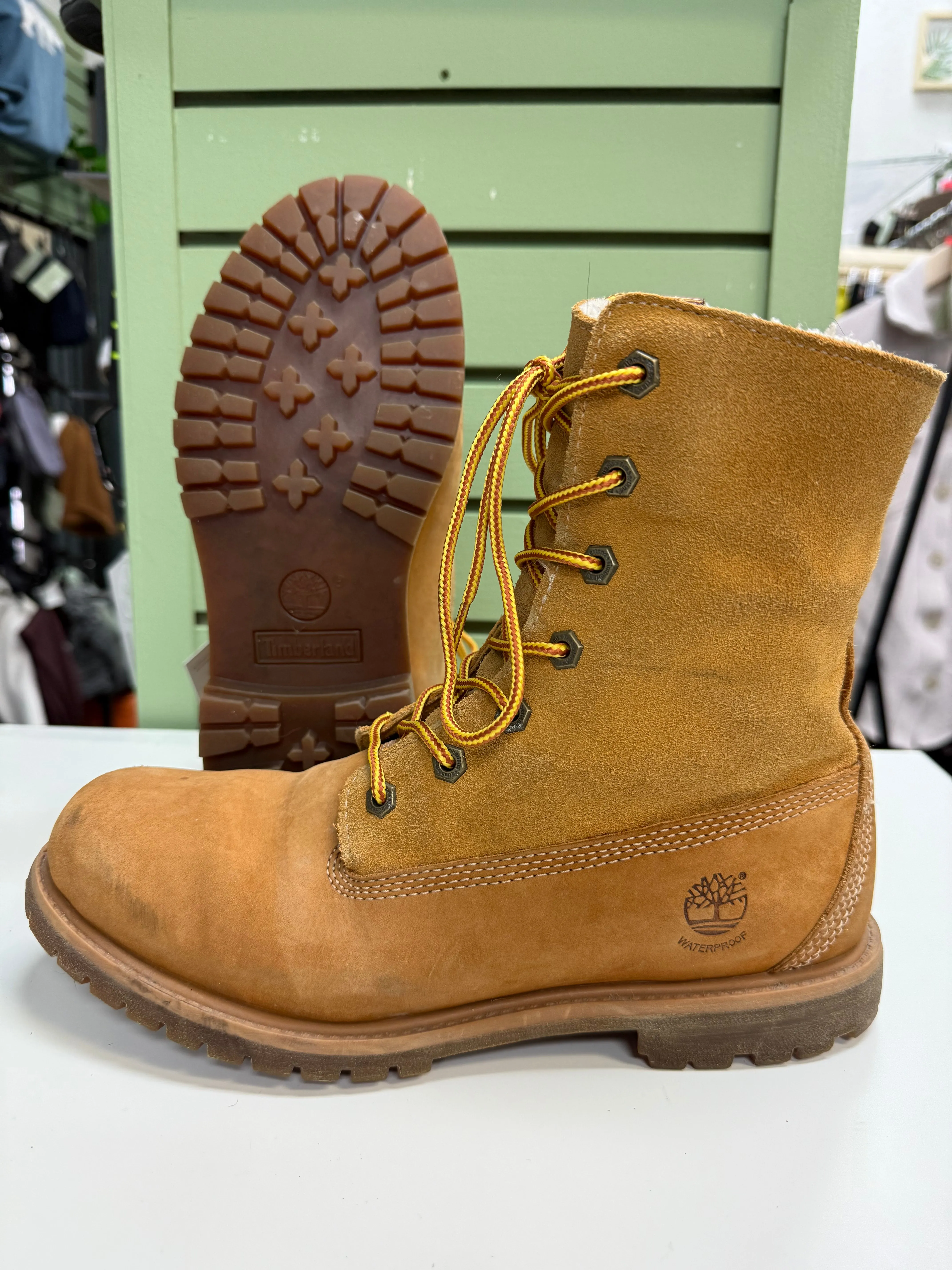 Timberland Sherpa Lined Boots (Womens 10) Hard Ground Heavy Duty Performance