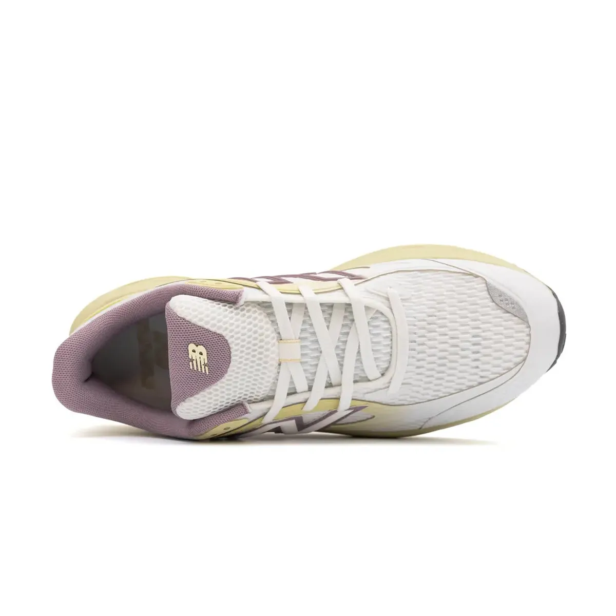 Fresh Foam 'Cloud White Clear Sky' Outfit Boost