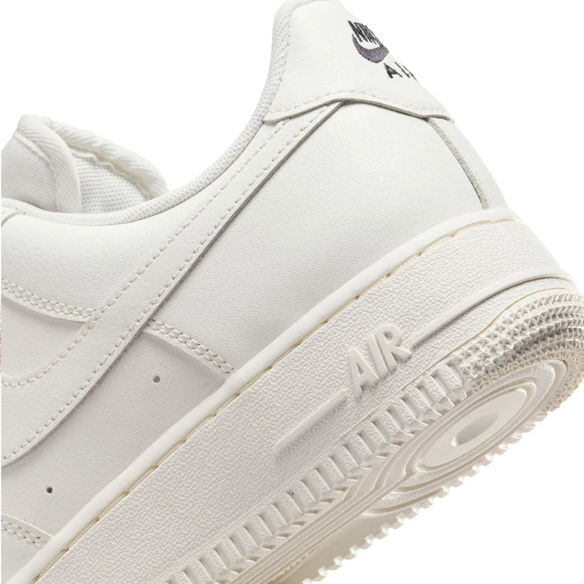 Wmns Air Force 1 '07 ESS 'Sail' Flex support