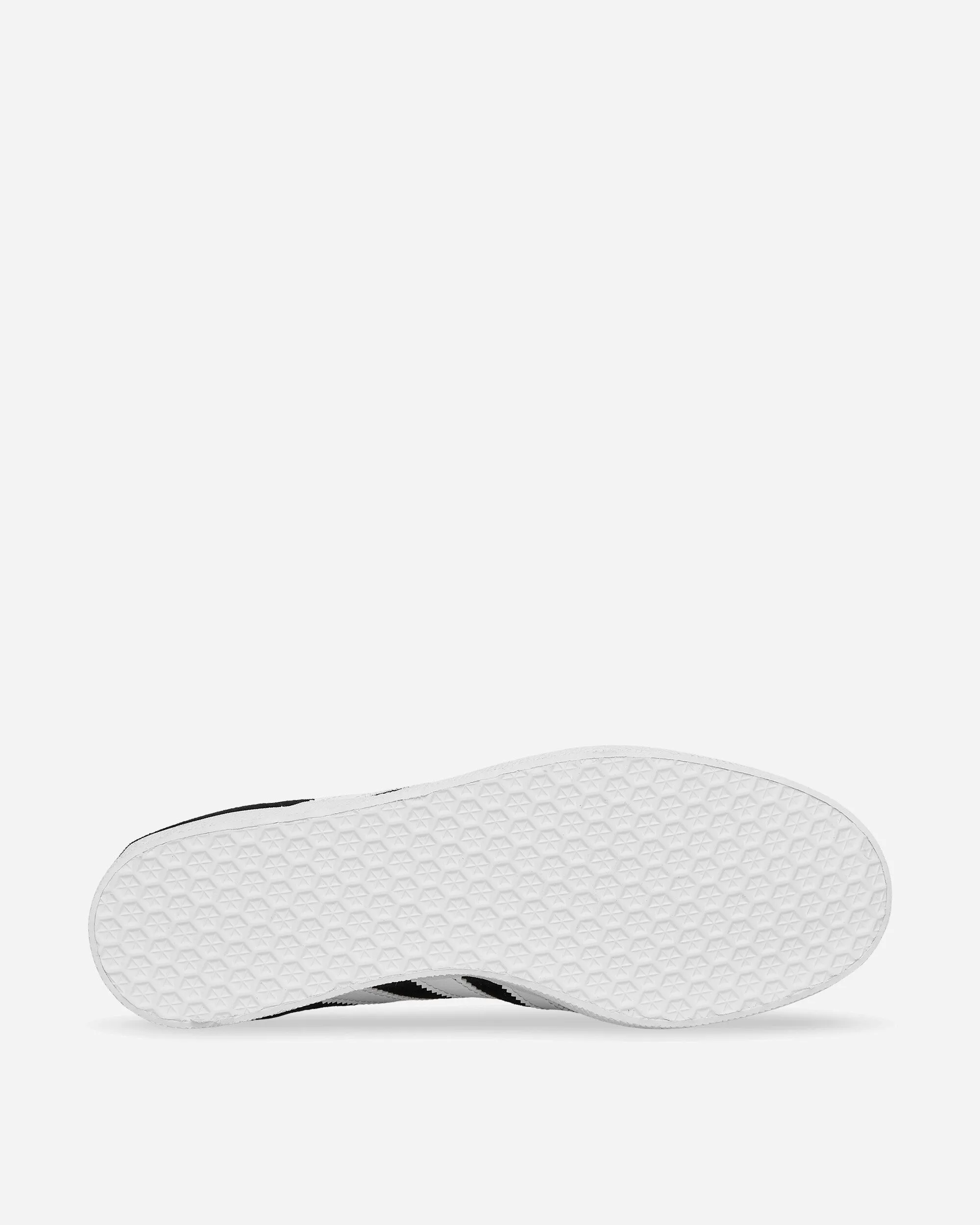 Soft Upper Minimal Texture Gazelle Sneakers Core Black