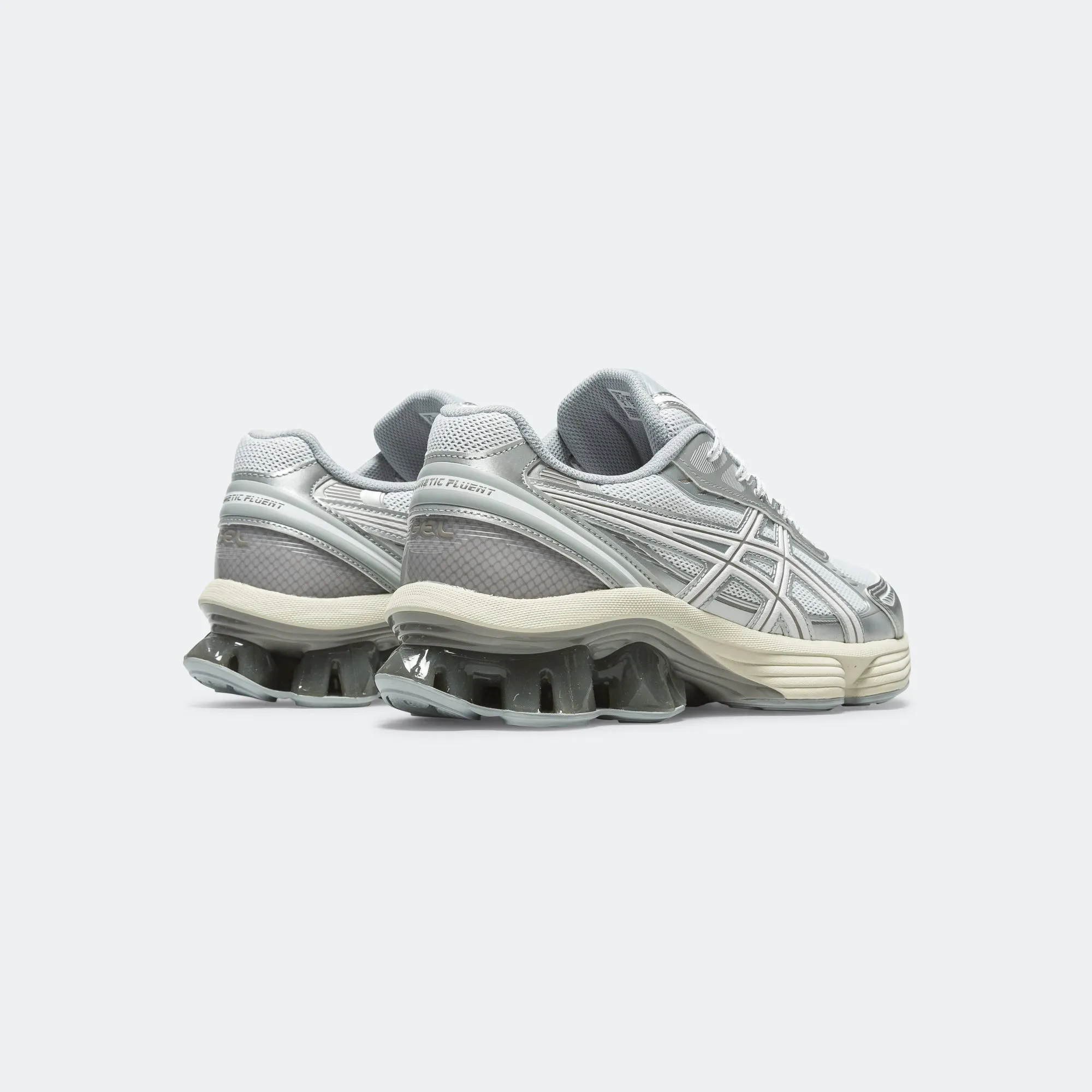 Low Collar Design Lifestyle Mode GEL-Kinetic Fluent - White/White