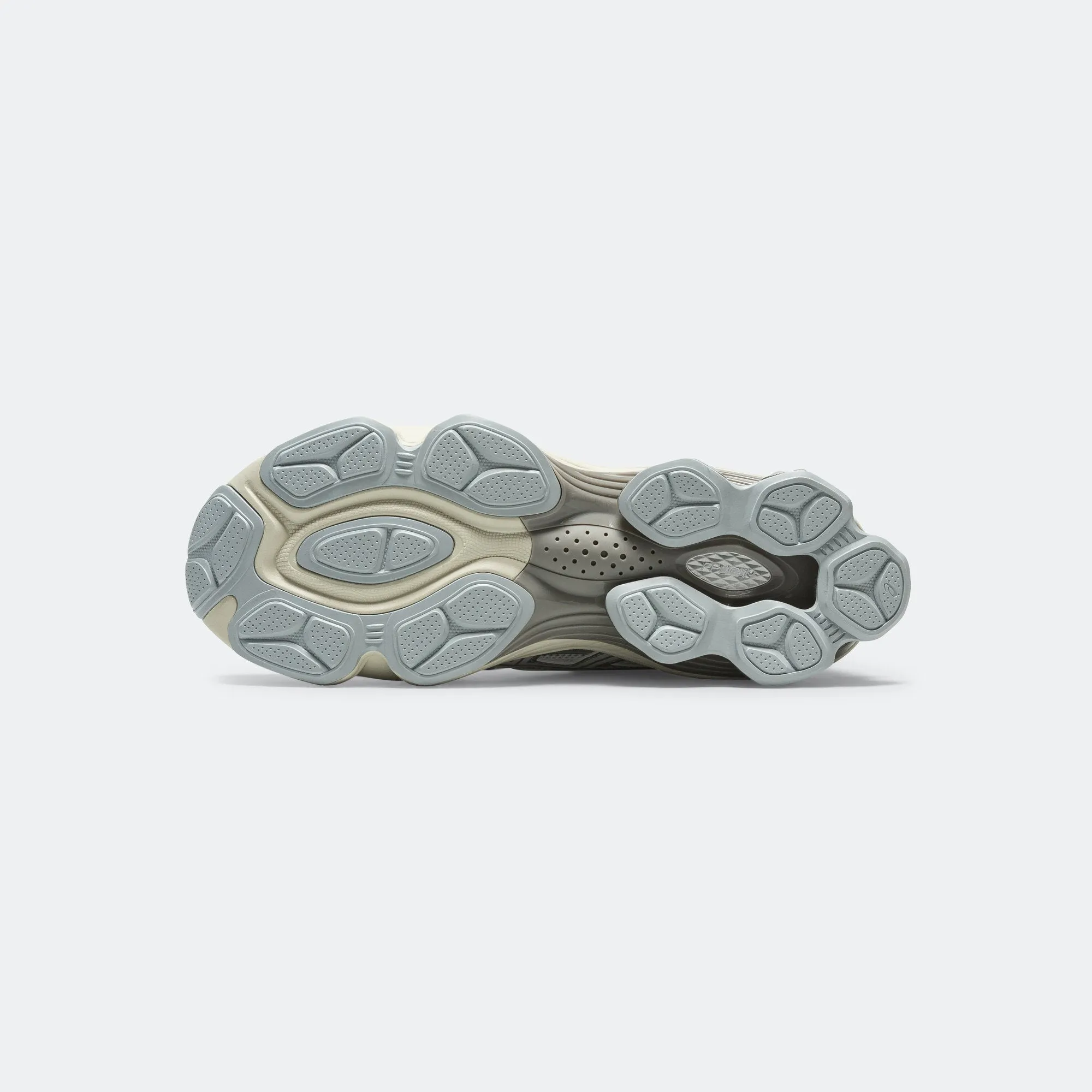 GEL-Kinetic Fluent - White/White Spring Bounce