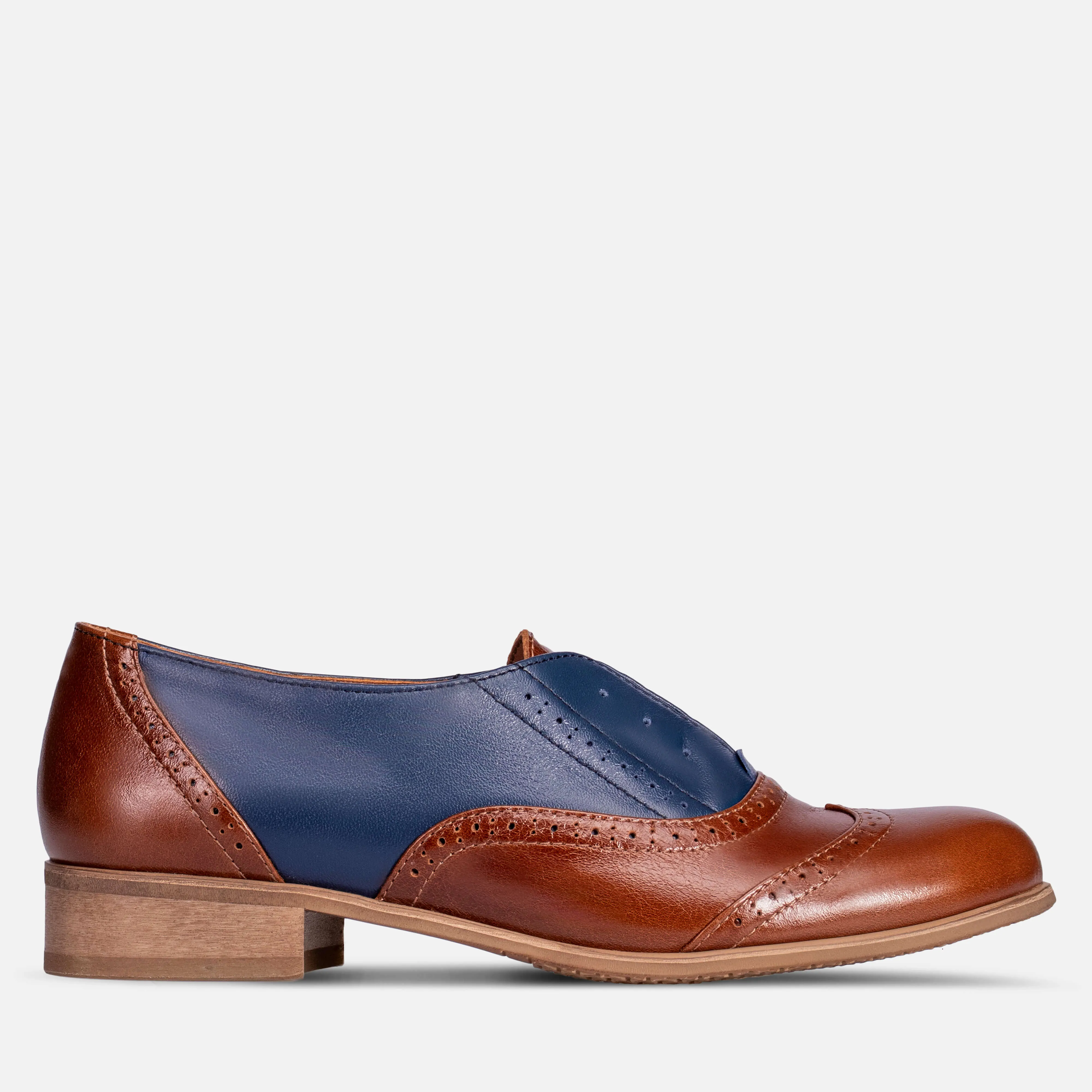 Sporty Design school - related benefits Pershing - Laceless Oxfords