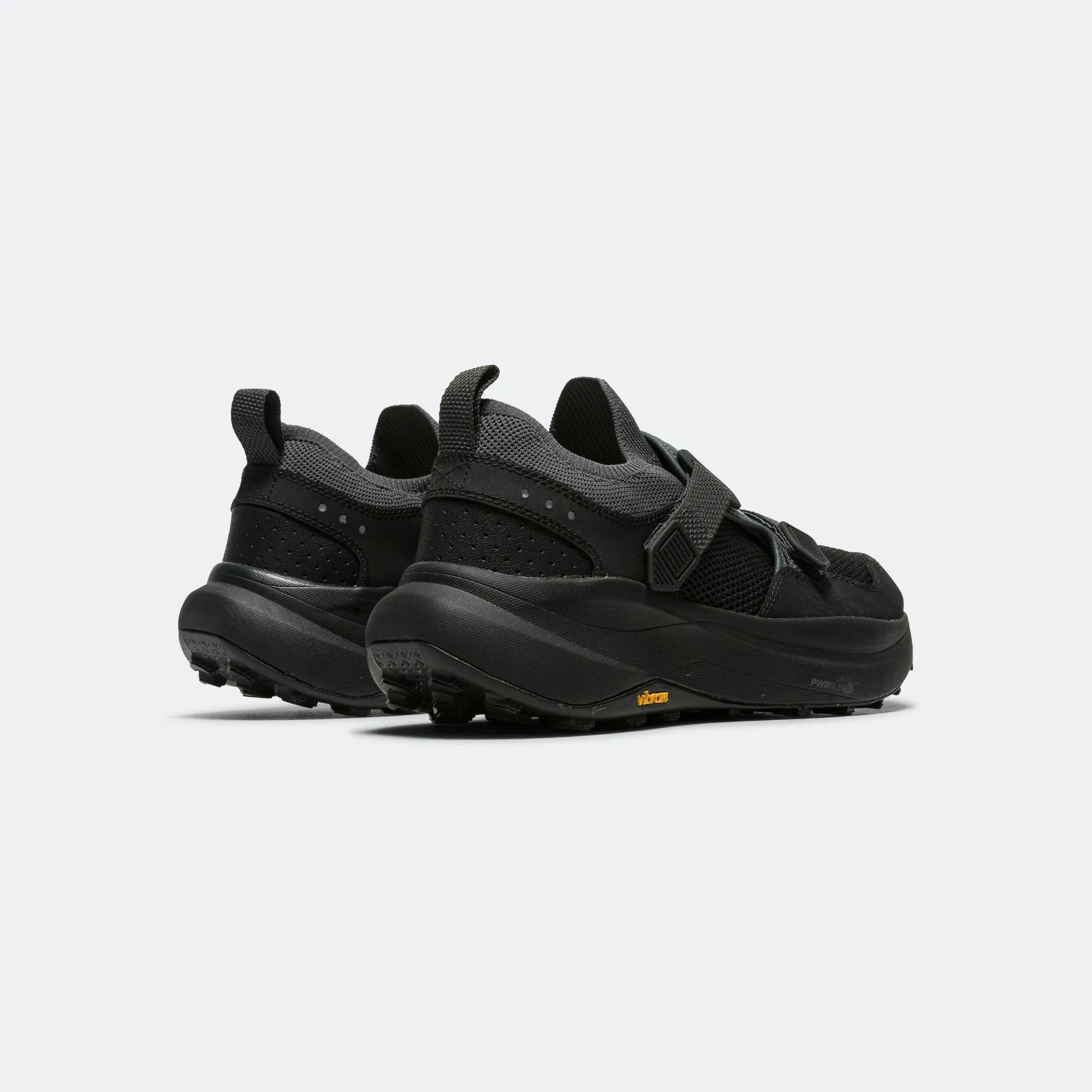 Urban Minimal Cushion Heel Grid x Ultra SILO - Black/Shadow