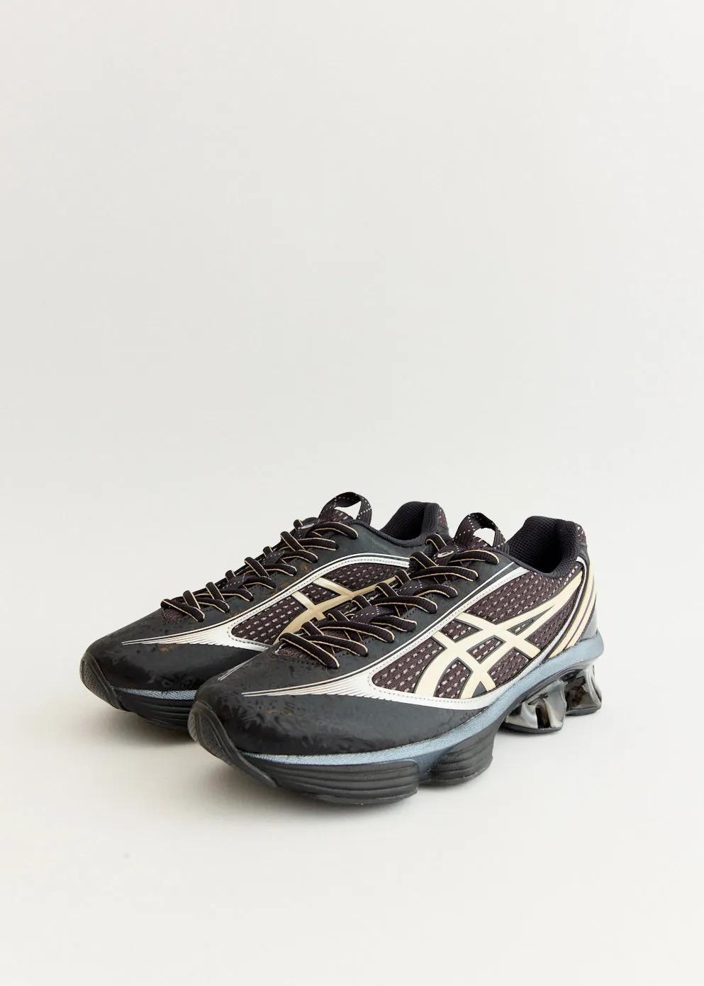 Form Fit Moon Hike US6-S Gel-Kinetic Fluent 'Black' Sneakers