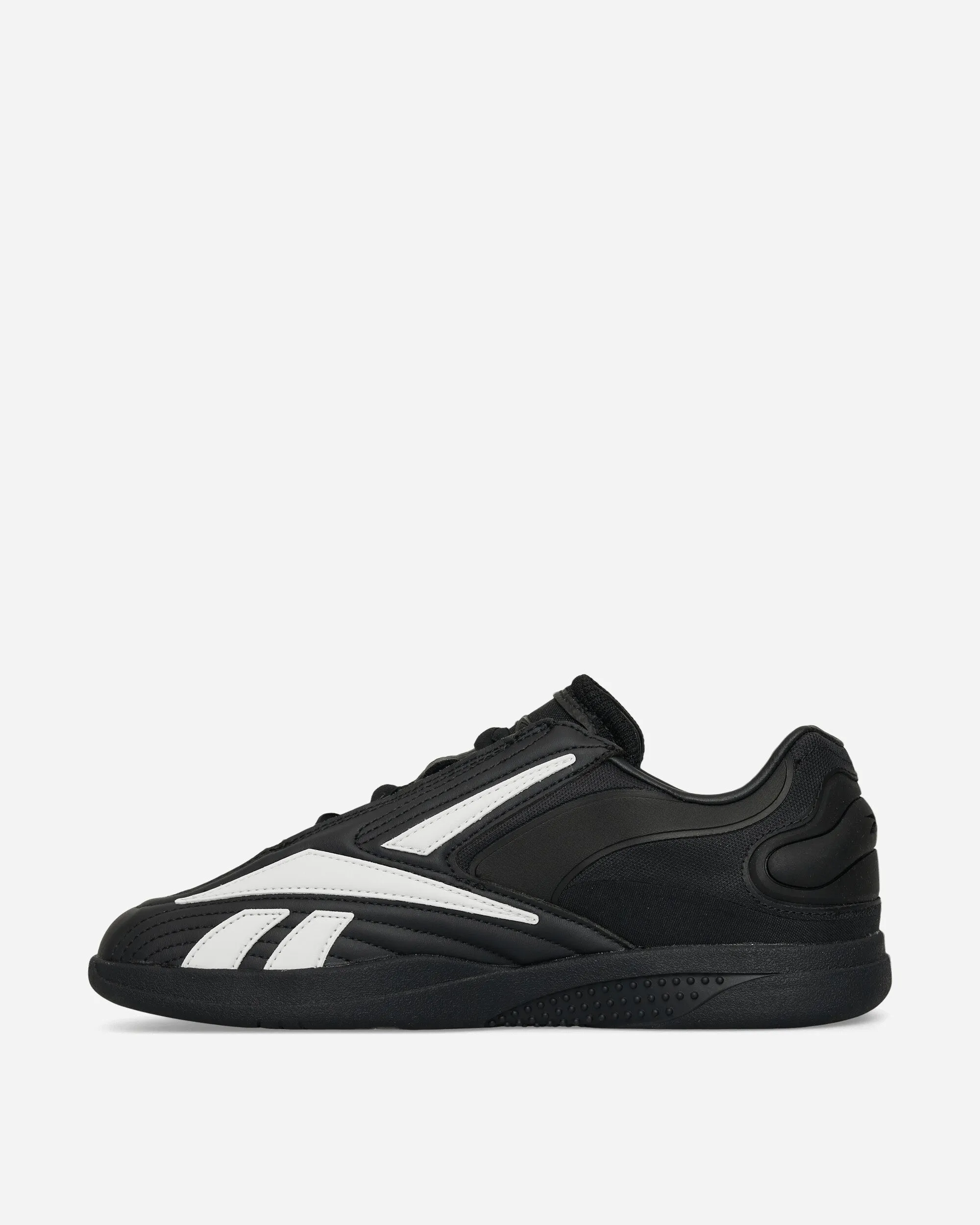Long Standing Comfort padding design Hammer Pro LTD Sneakers Black / White