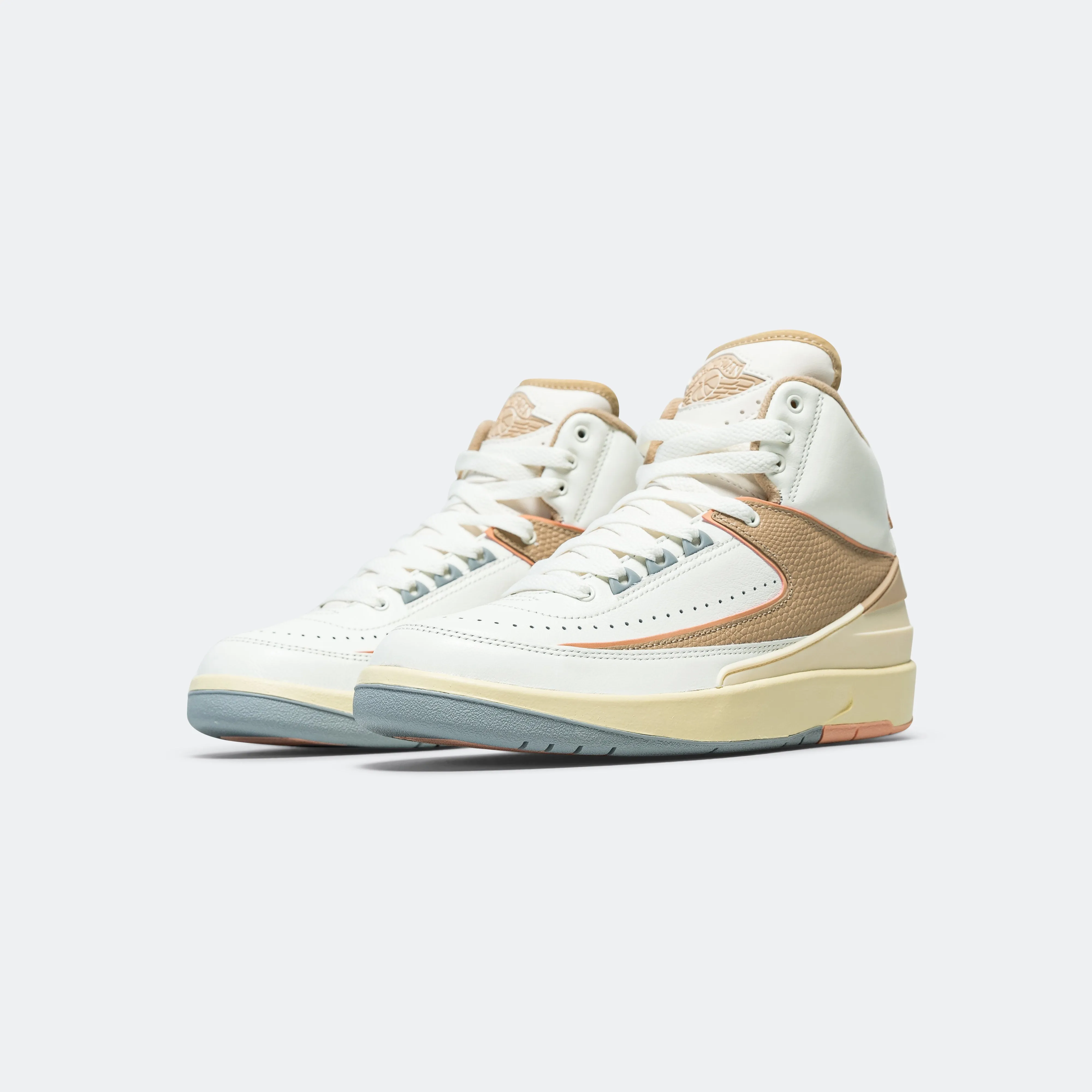 Womens Air Jordan 2 Retro - Sail/Desert-Sunrise Haze-Muslin MeshUpper
