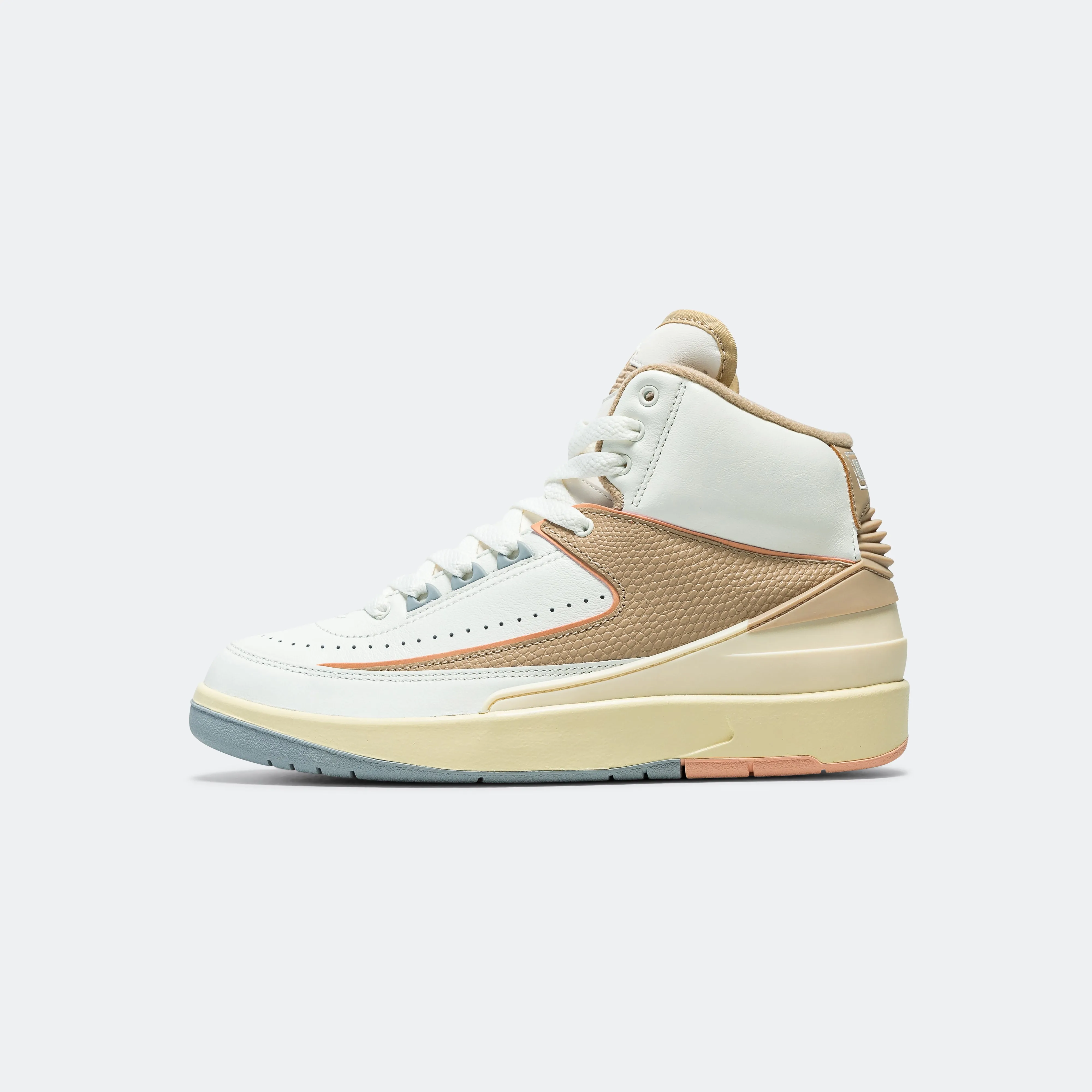Yoga Friendly Push Power Womens Air Jordan 2 Retro - Sail/Desert-Sunrise Haze-Muslin