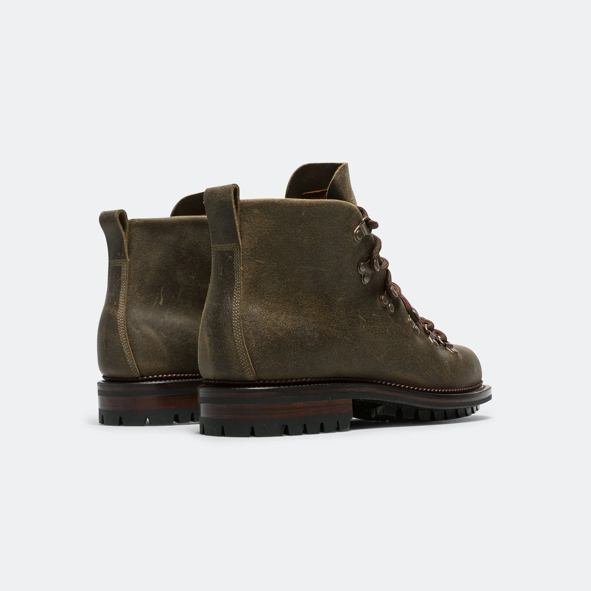 All-Purpose Footwear Rainy Day Hiker - Mojave Waxy Commander
