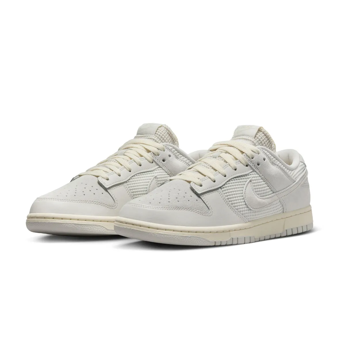 Drive Friendly Everywhere Use Wmns Dunk Low LX 'Phantom'